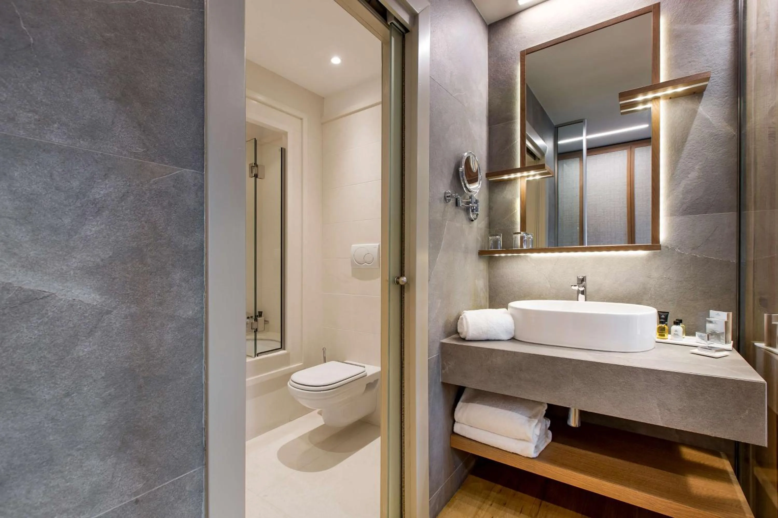 Bathroom in Grand Hotel Savoia Cortina d'Ampezzo, A Radisson Collection Hotel