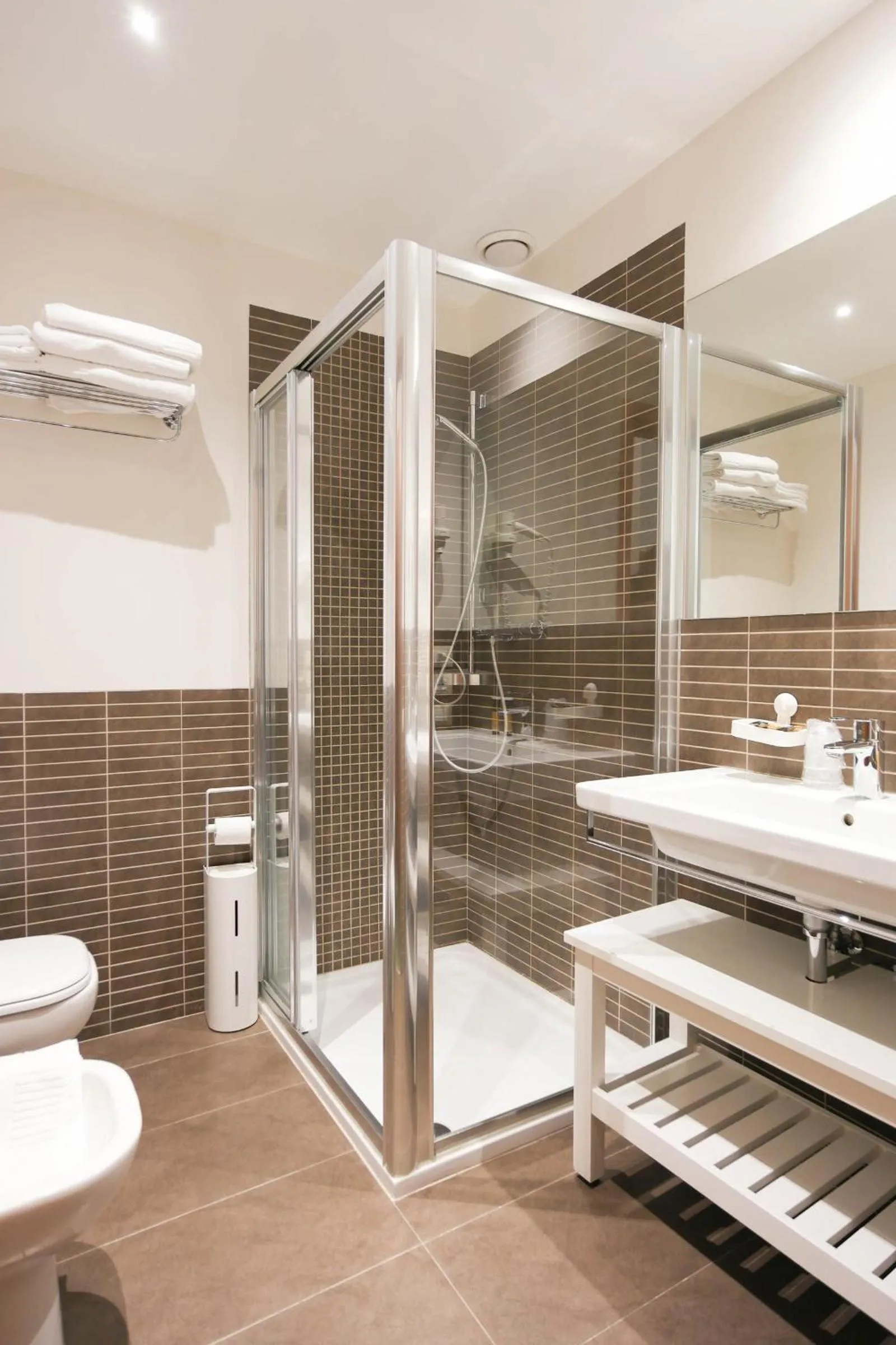 Bathroom in Hotel Il Cervo, SPA & Wellness, Bike Hotel