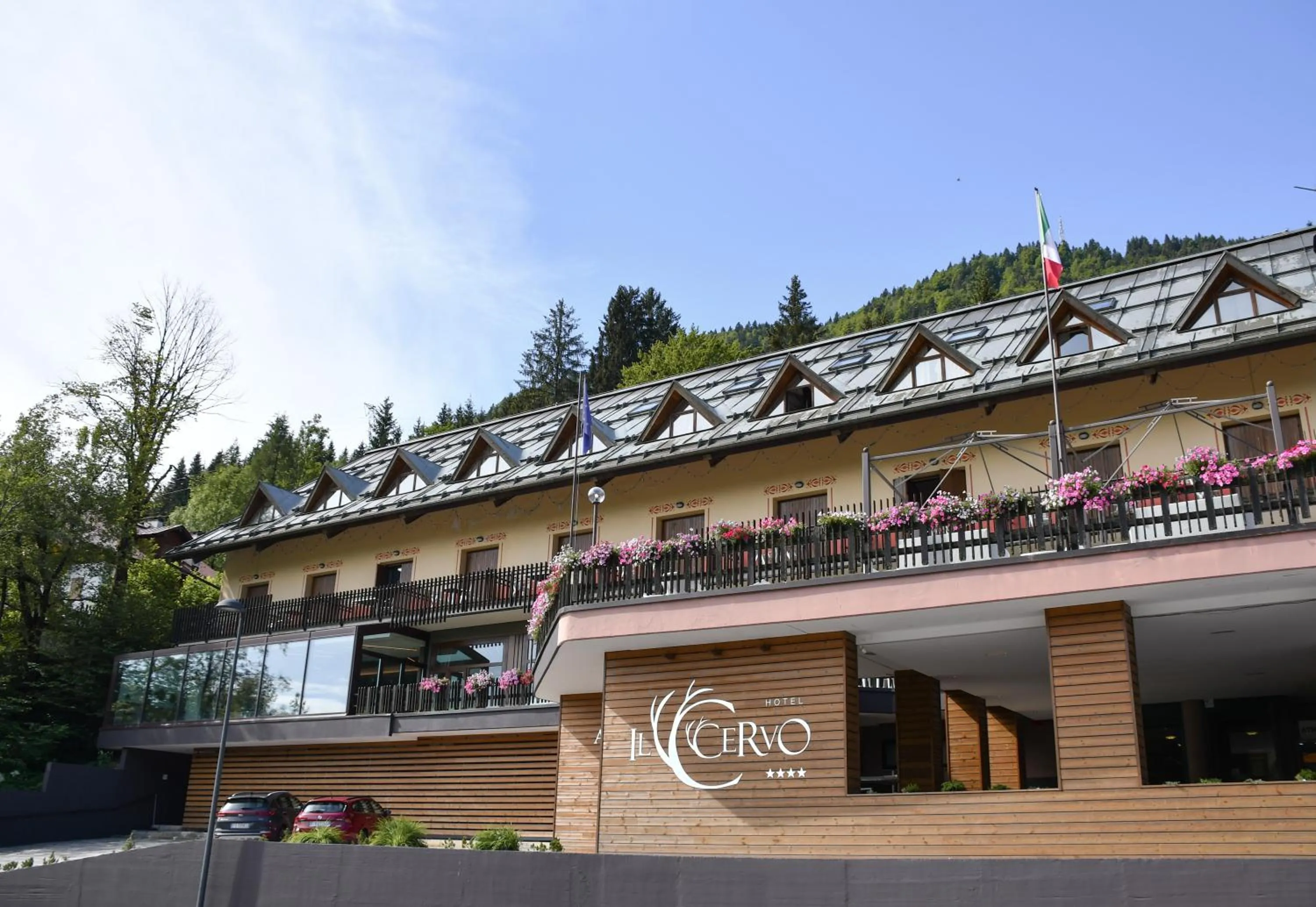 Property building in Hotel Il Cervo, SPA & Wellness, Bike Hotel