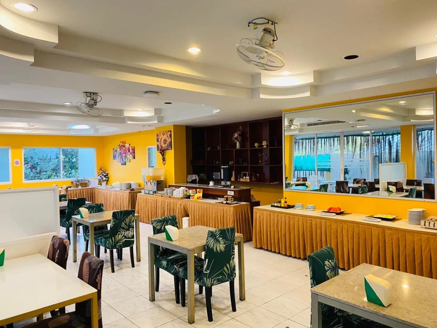 Restaurant/places to eat in Ban Chanchay