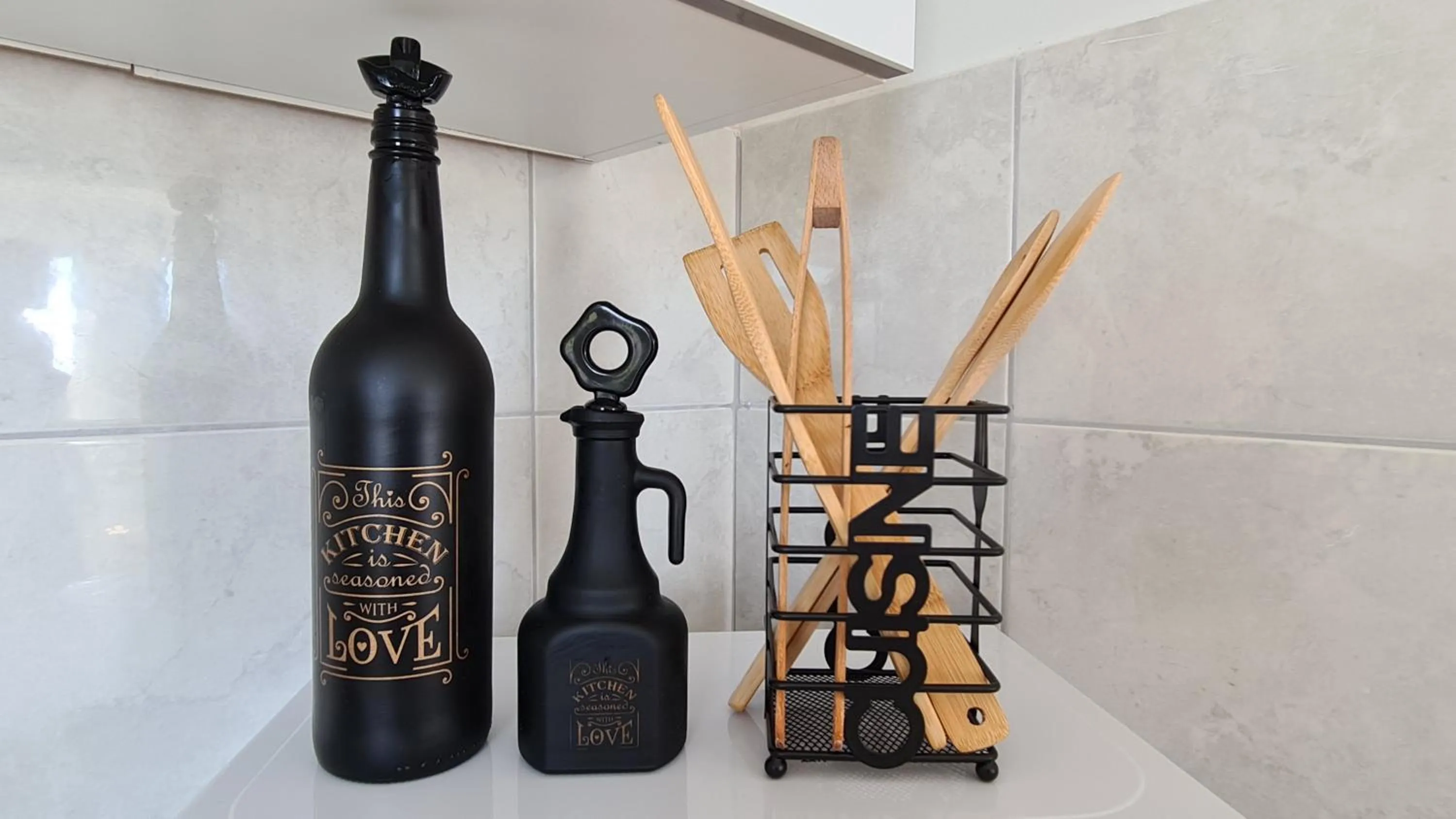 Drinks in Cin&Co Central Apartments