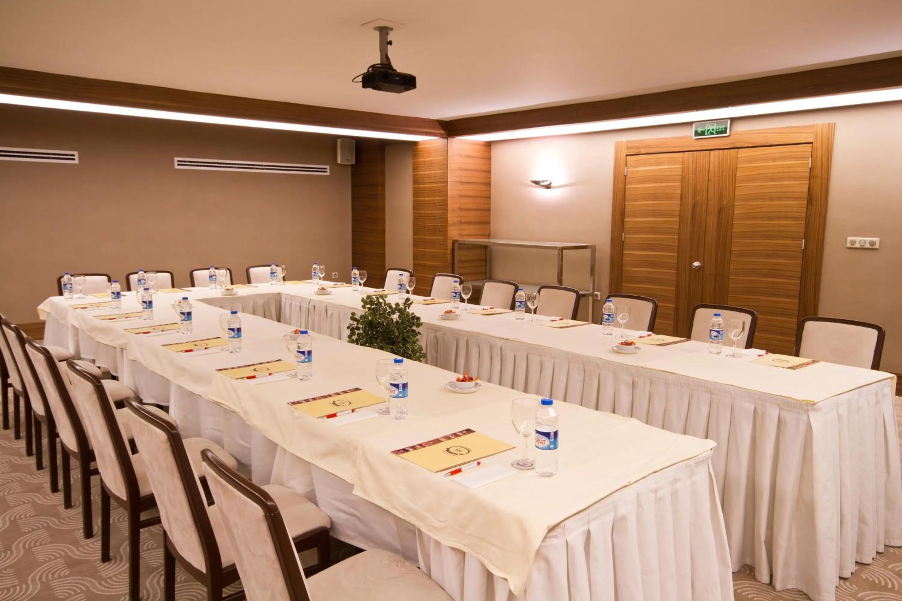 Business facilities in Grand Hotel Gaziantep