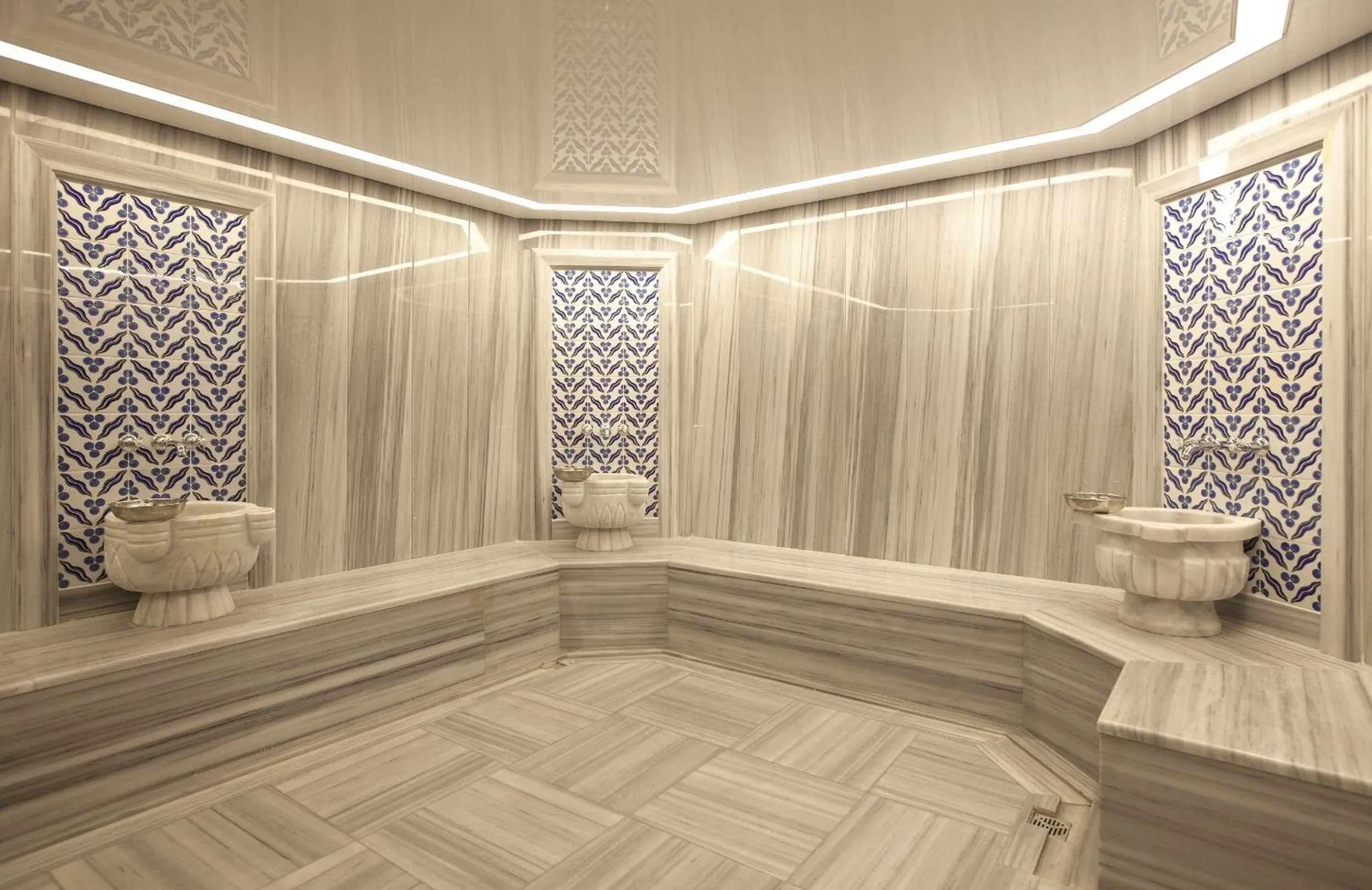 Steam room in Grand Hotel Gaziantep