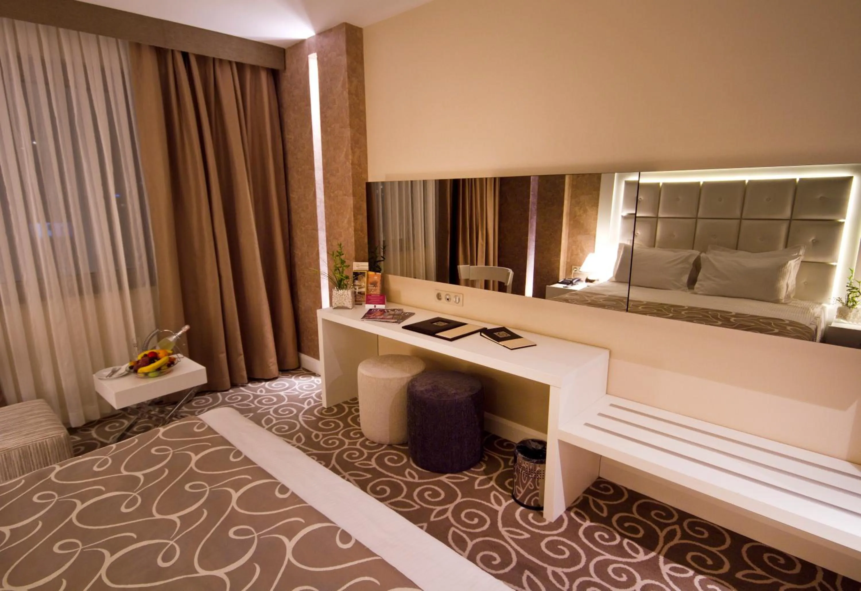 Photo of the whole room, Bed in Grand Hotel Gaziantep