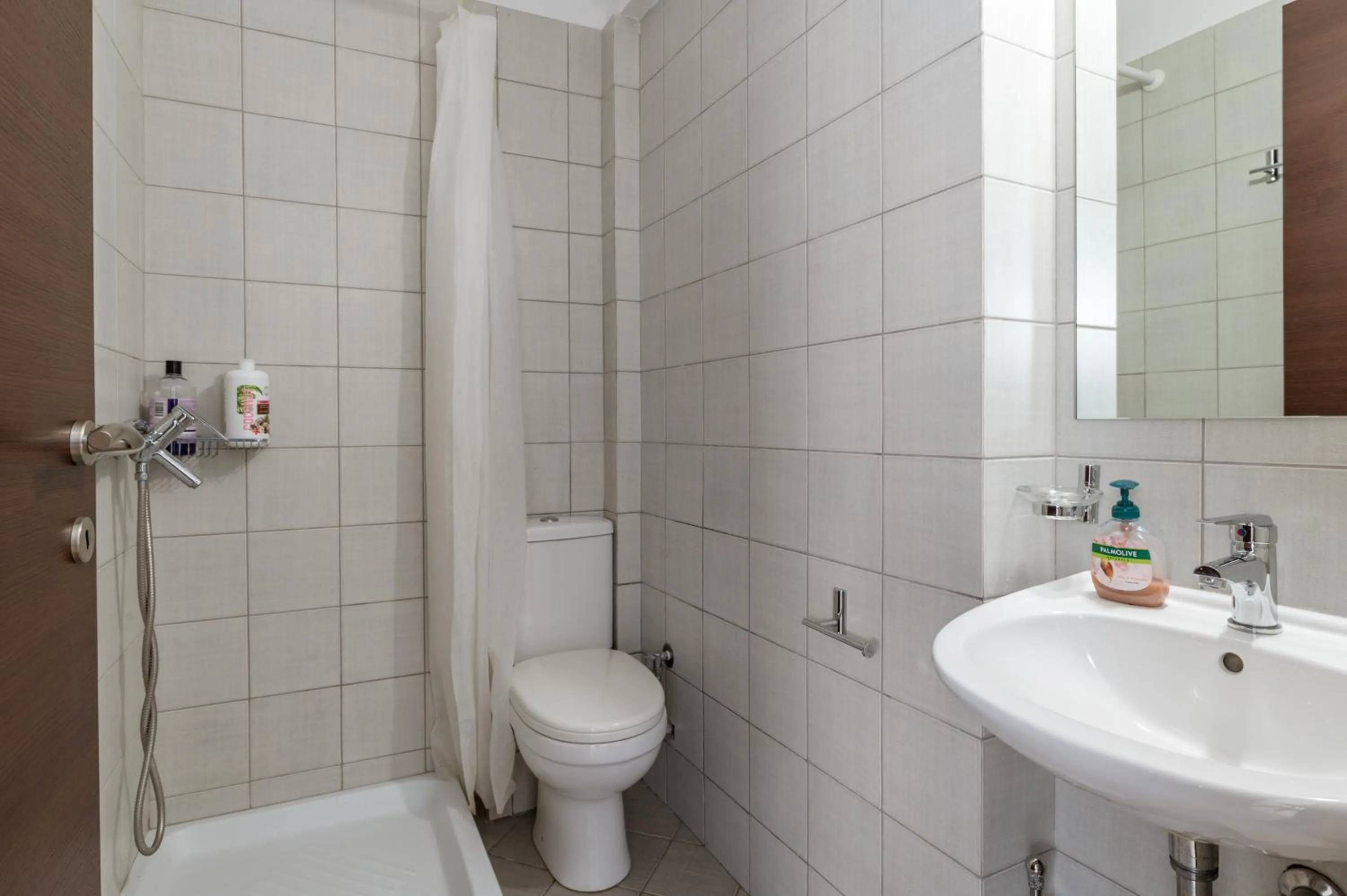 Shower in Elvita Spata Luxurious Villa