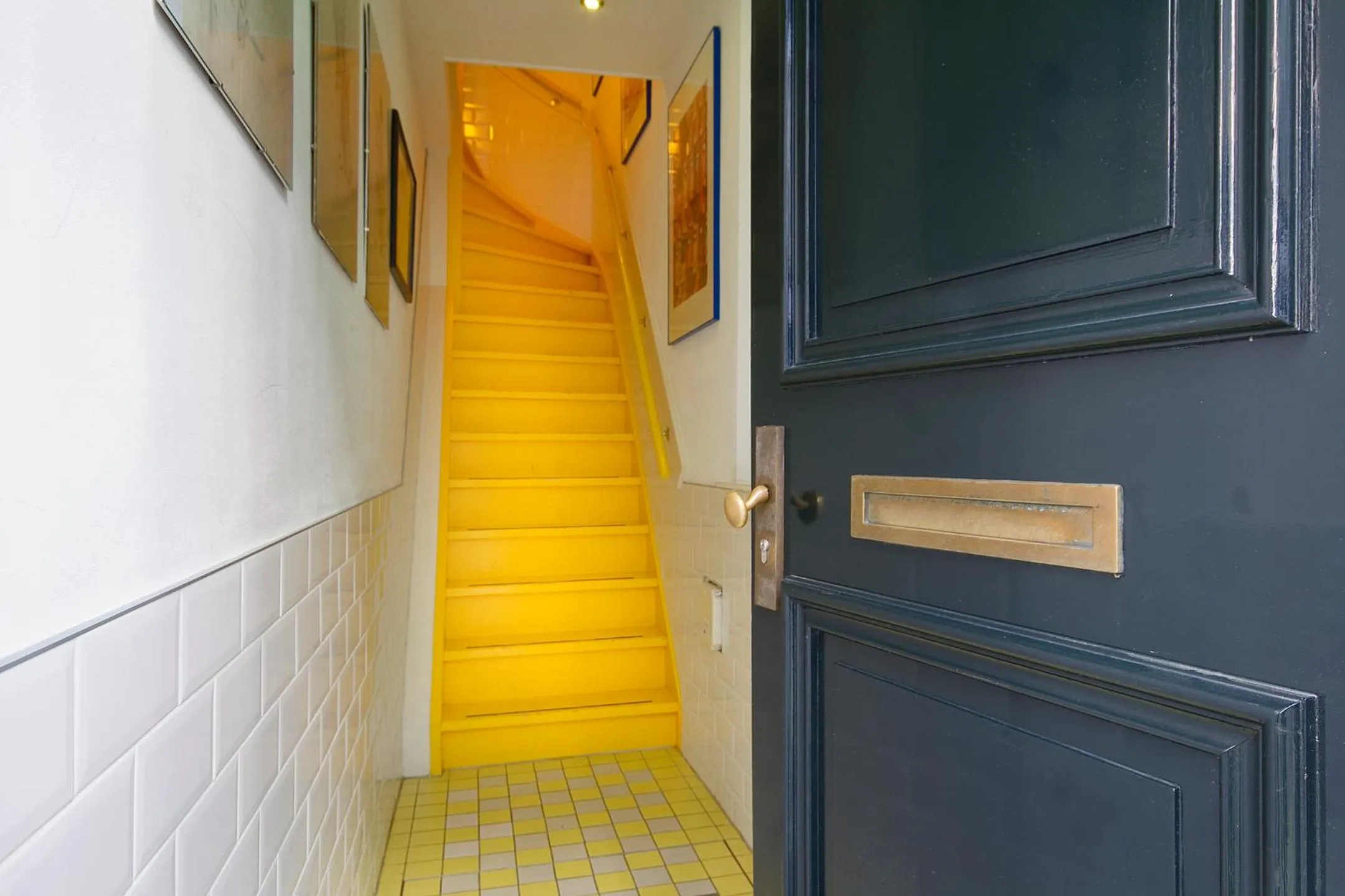 Property building in Mercedes Bed&Breakfast Amsterdam