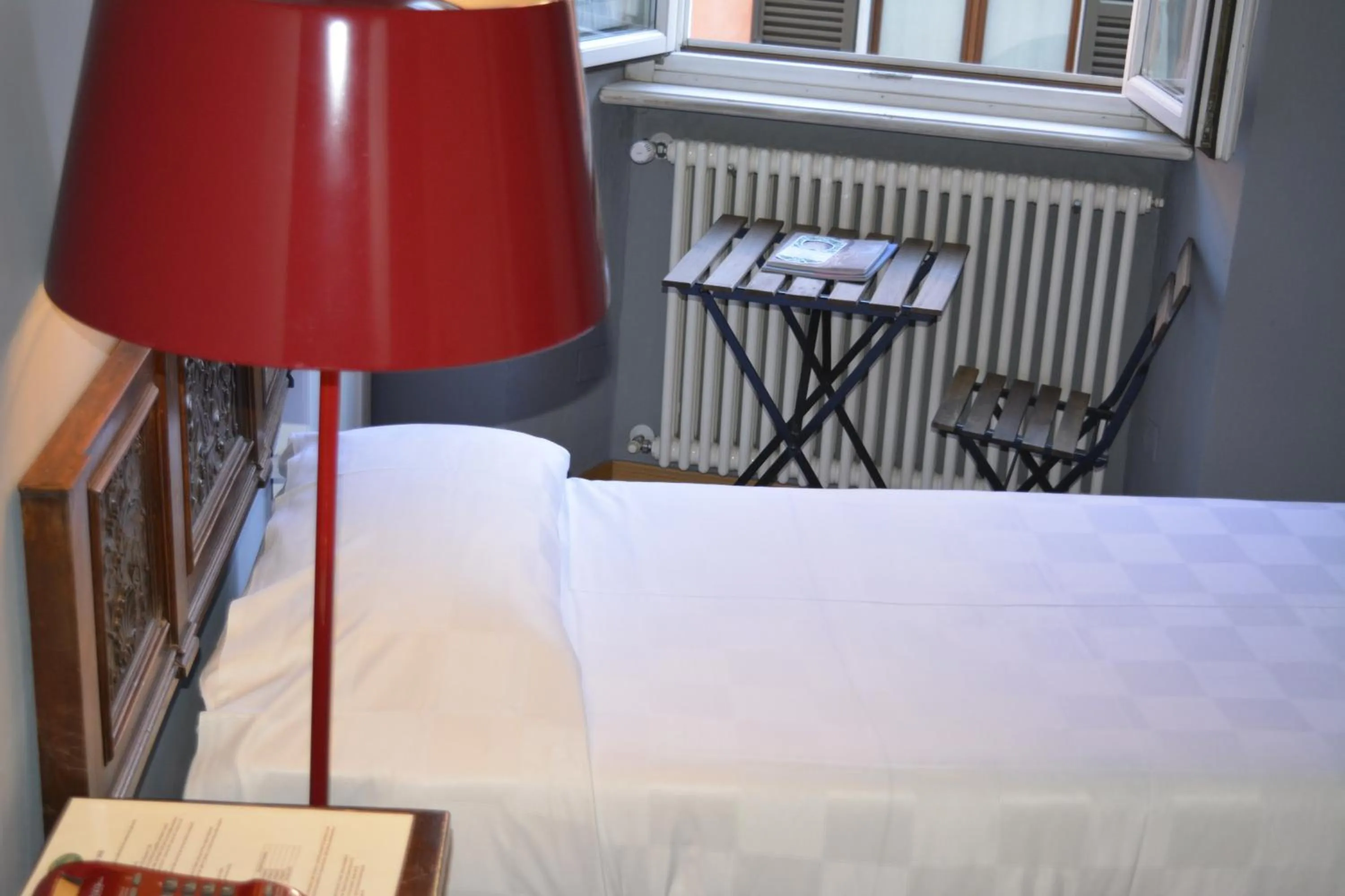 Bed in Albergo Bologna