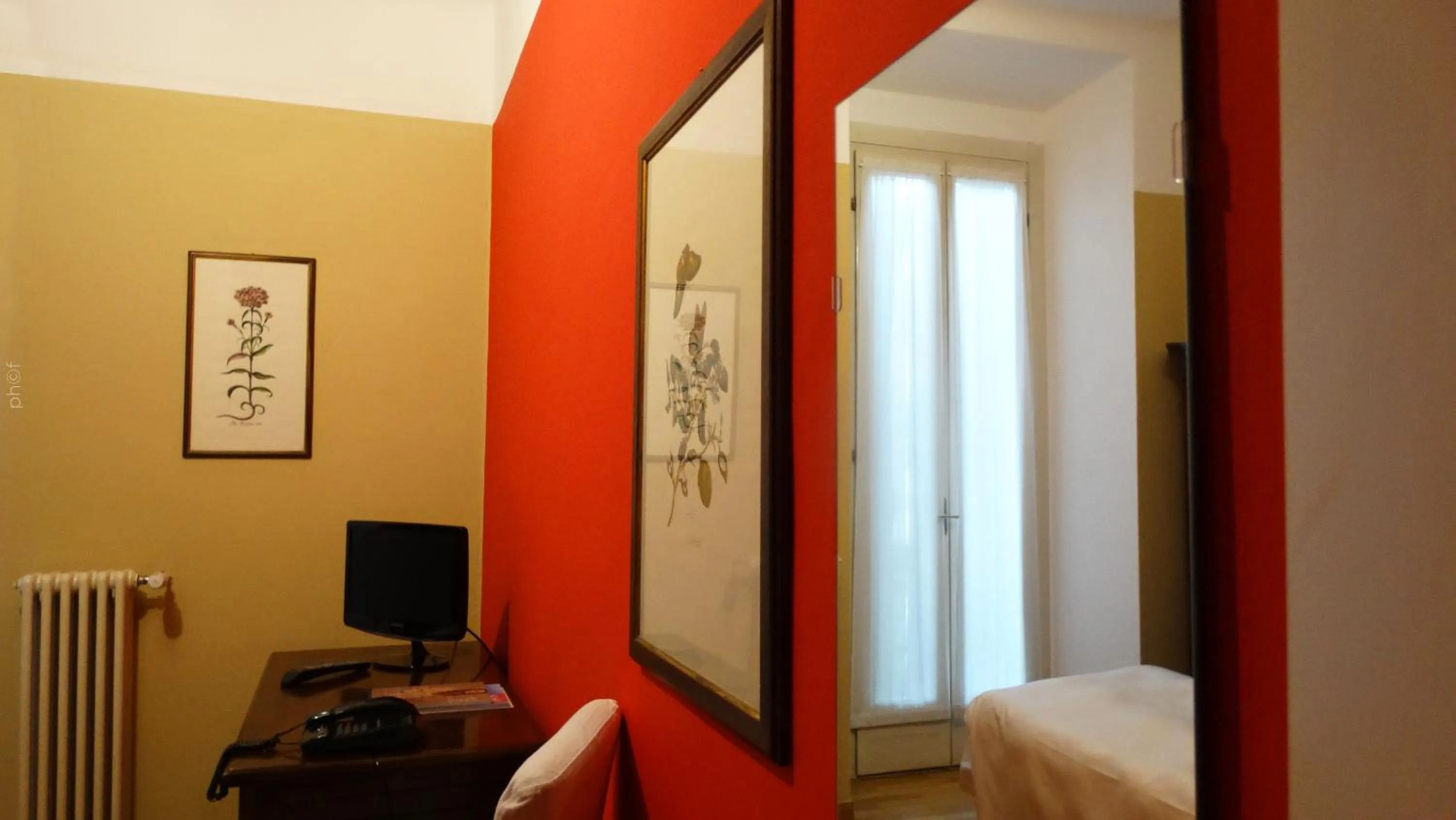 Bed in Albergo Bologna