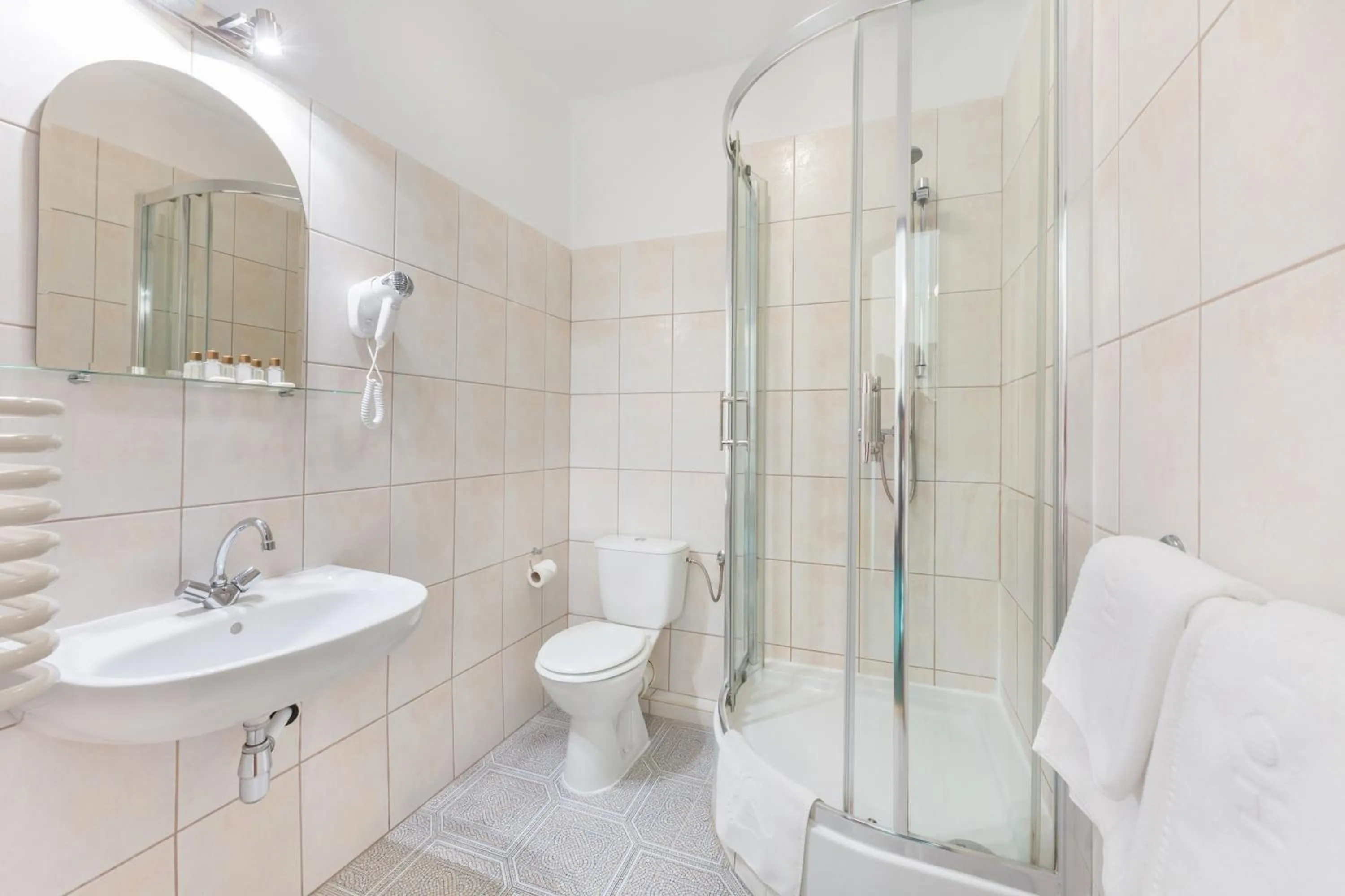 Bathroom in Hotel Arkadia