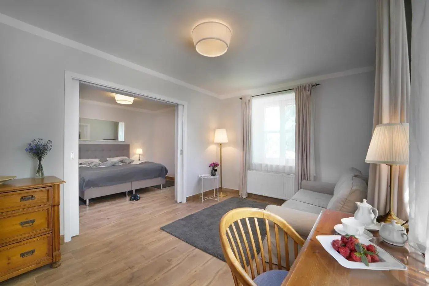 Studio Ogrodnika in Pałac Łomnica - Karkonosze / Riesengebirge Studio Ogrodnika in Pałac Łomnica - Karkonosze / Riesengebirge