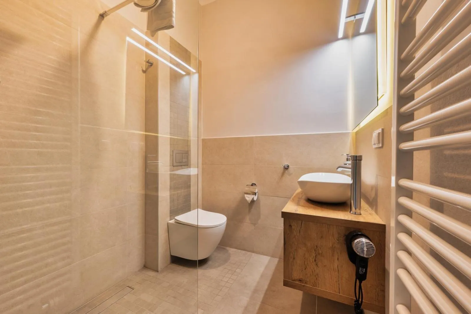 Bathroom in Pałac Łomnica Karkonosze - Schloss Lomnitz Riesengebirge