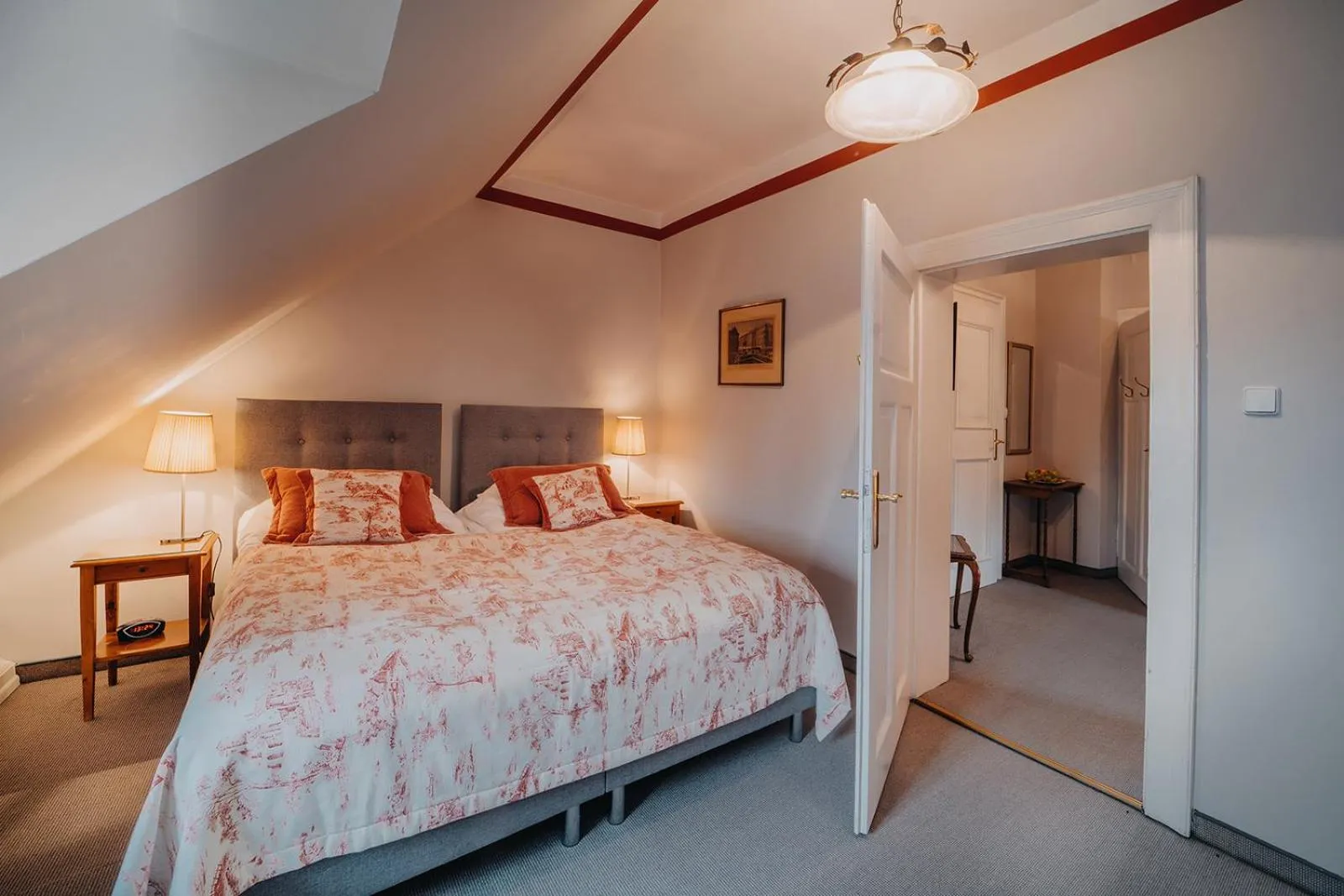 Bed in Pałac Łomnica Karkonosze - Schloss Lomnitz Riesengebirge