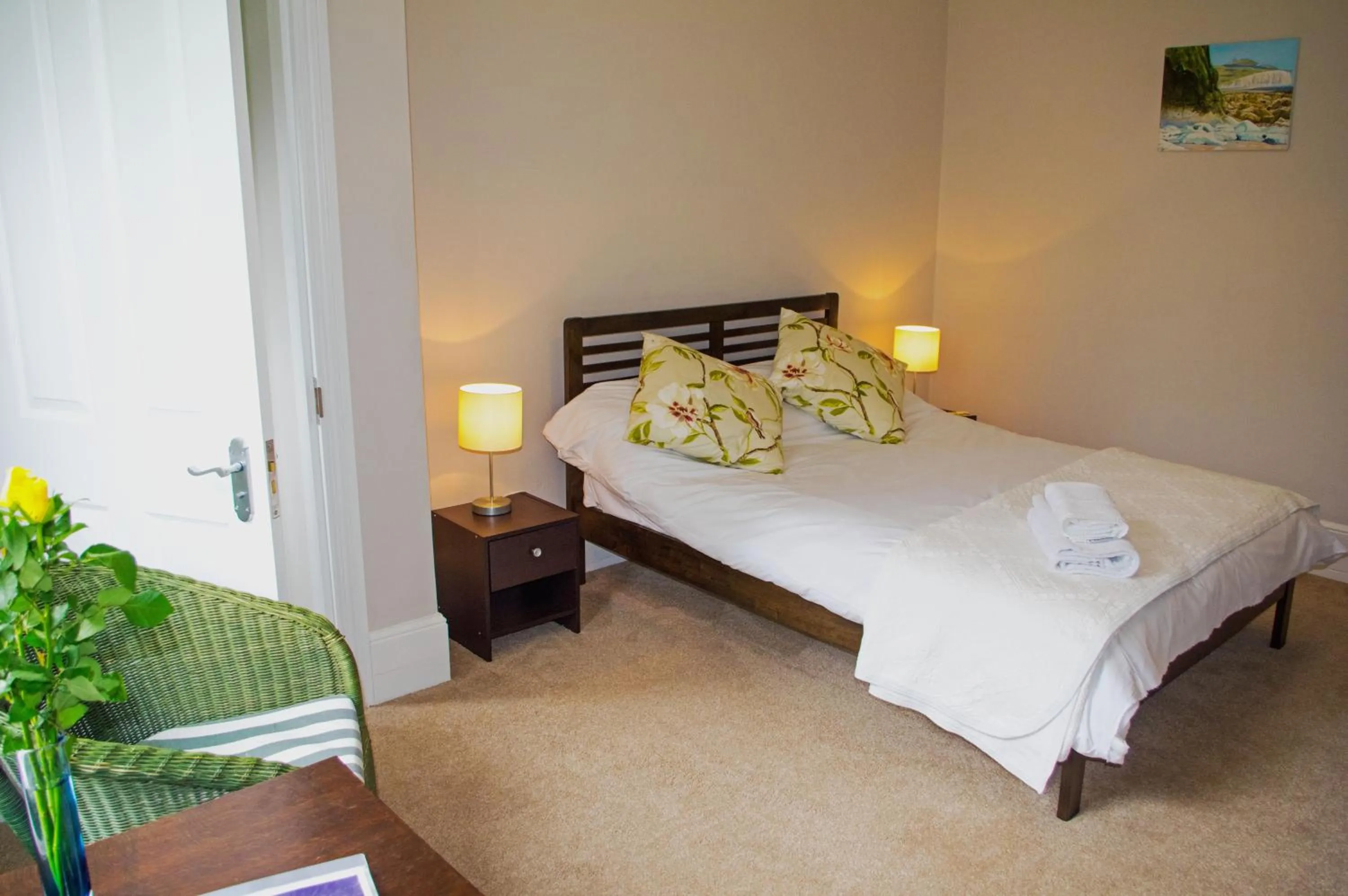 Bedroom, Bed in Claridge House Retreat Centre