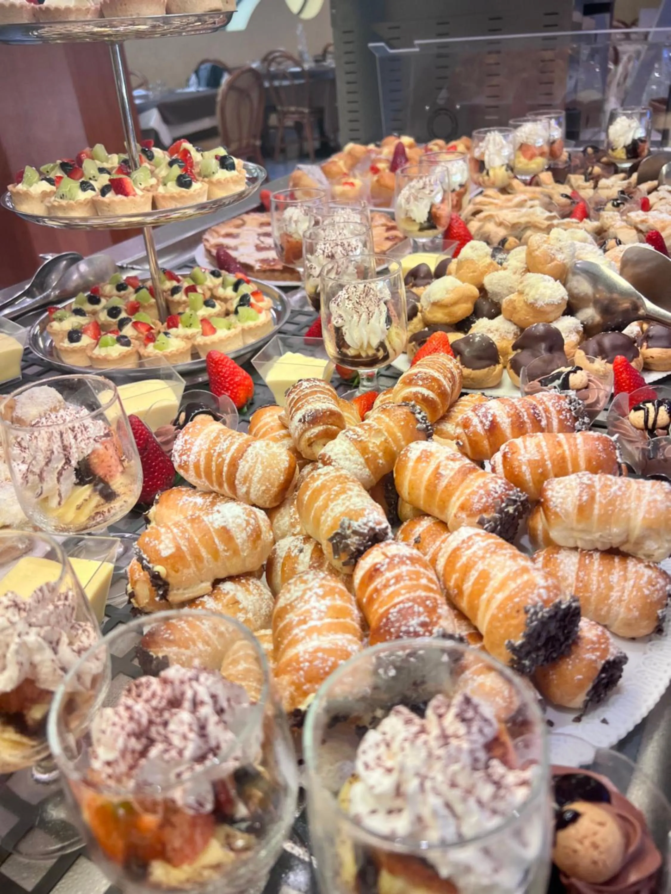 kitchen in Hotel Ilma Lake Garda Resort