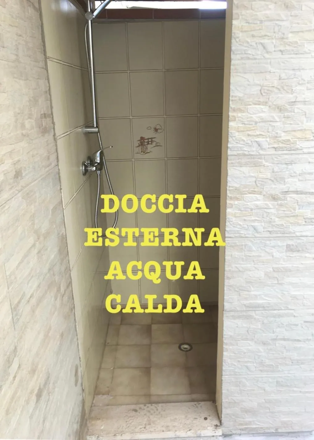 Shower in A Casa di Luca