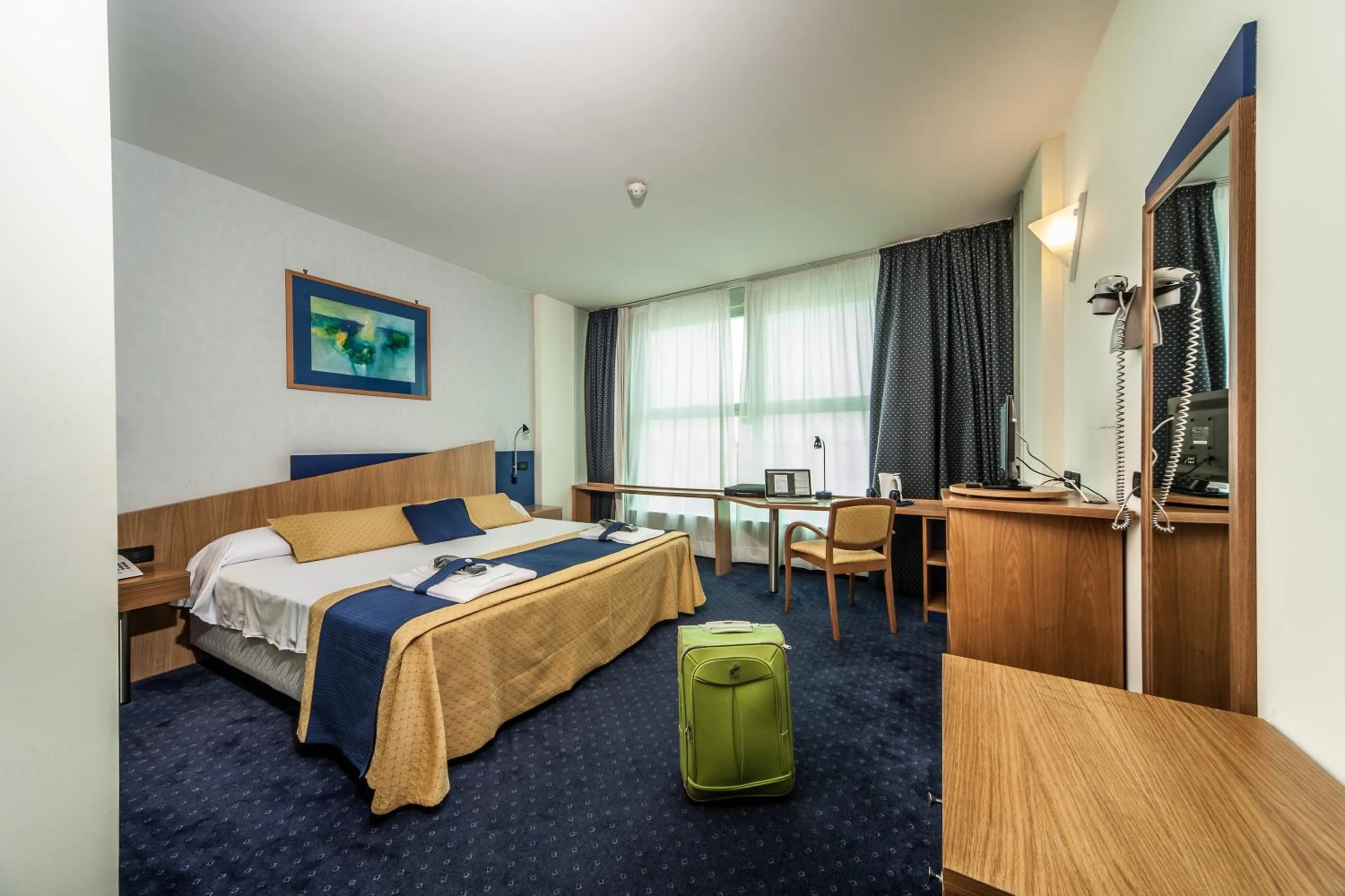 Photo of the whole room, Bed in Hotel Mastai