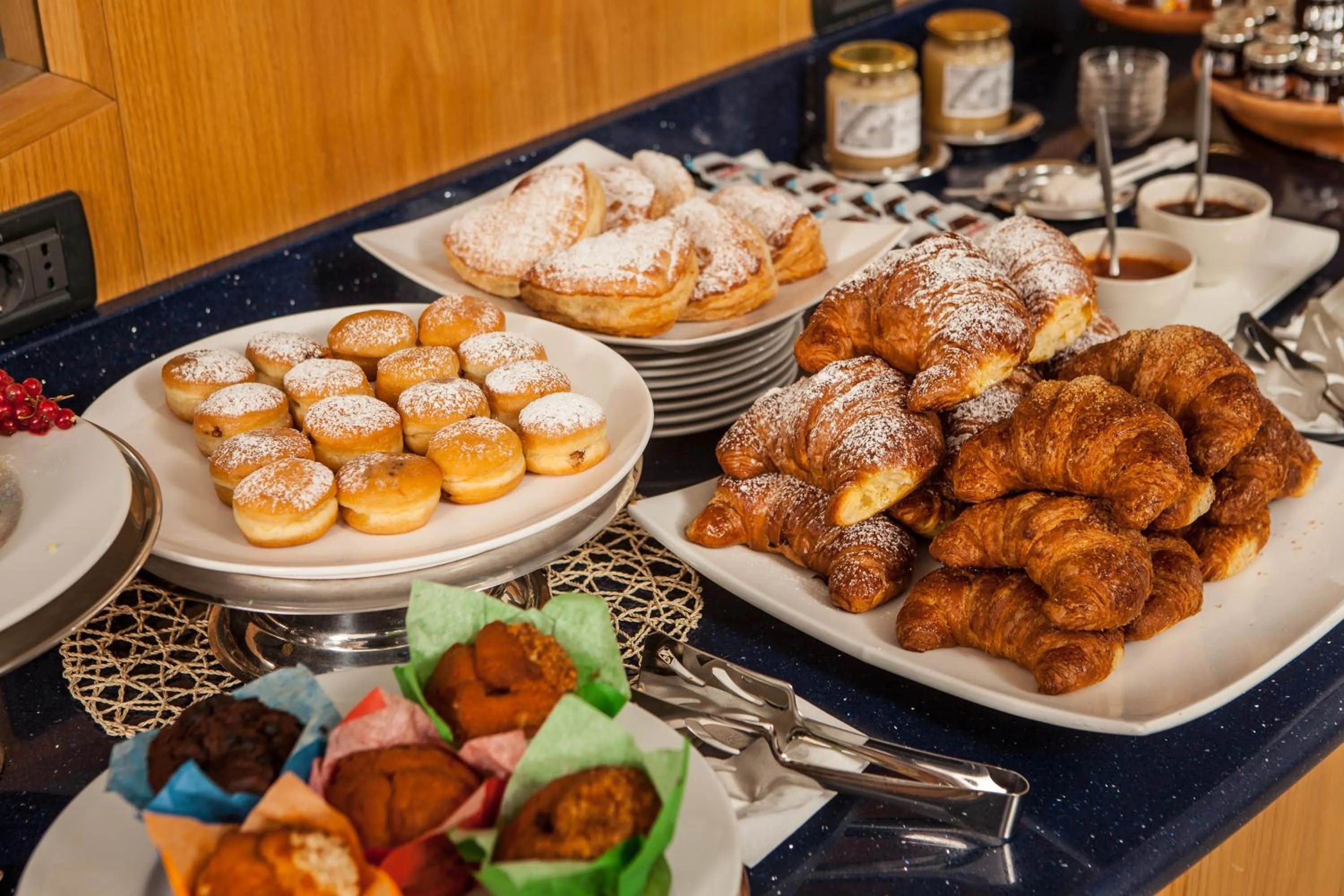 Continental breakfast in Hotel Mastai