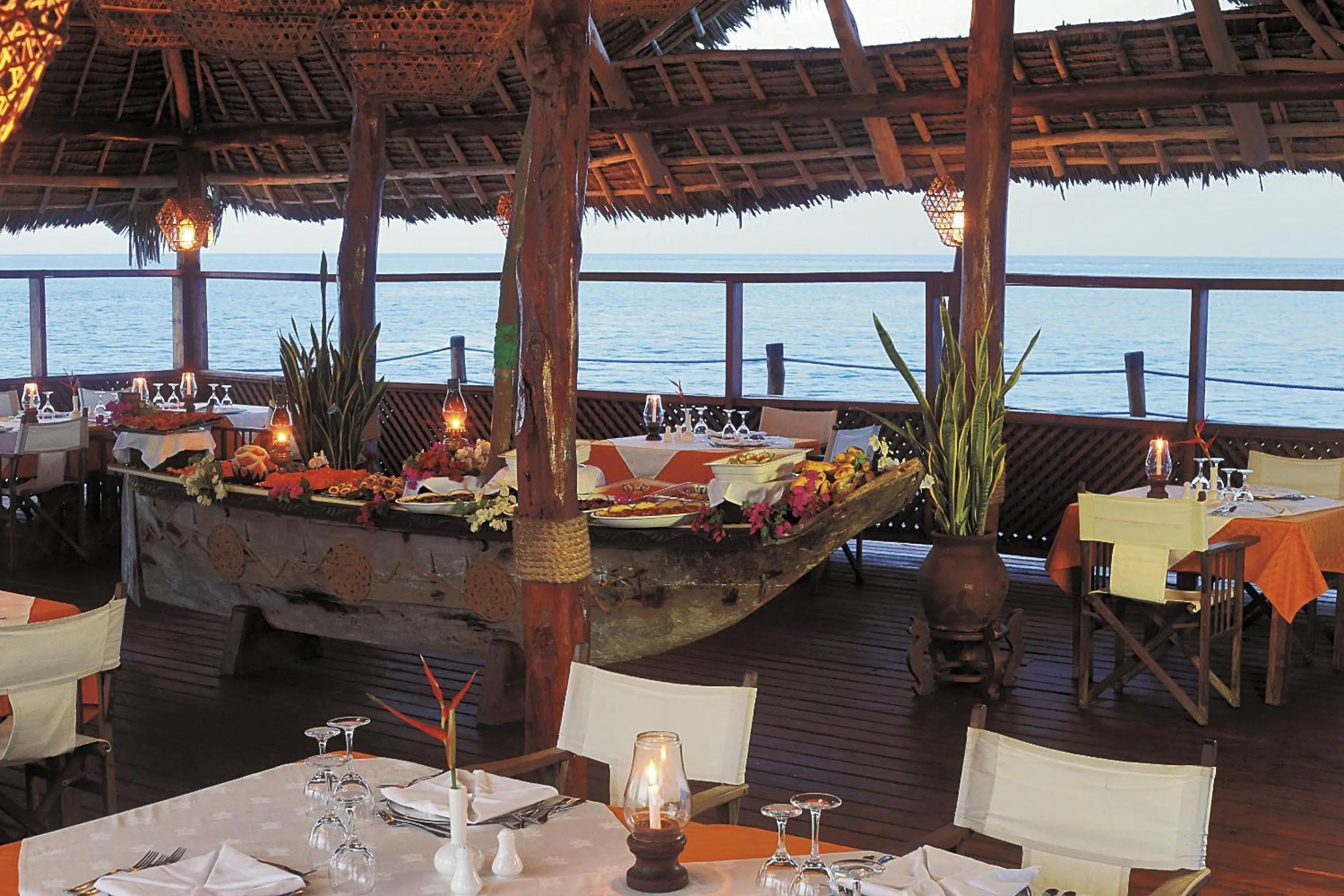 Restaurant/places to eat in Hotel Club Dongwe