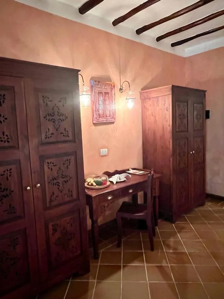 wardrobe in Hotel Club Dongwe