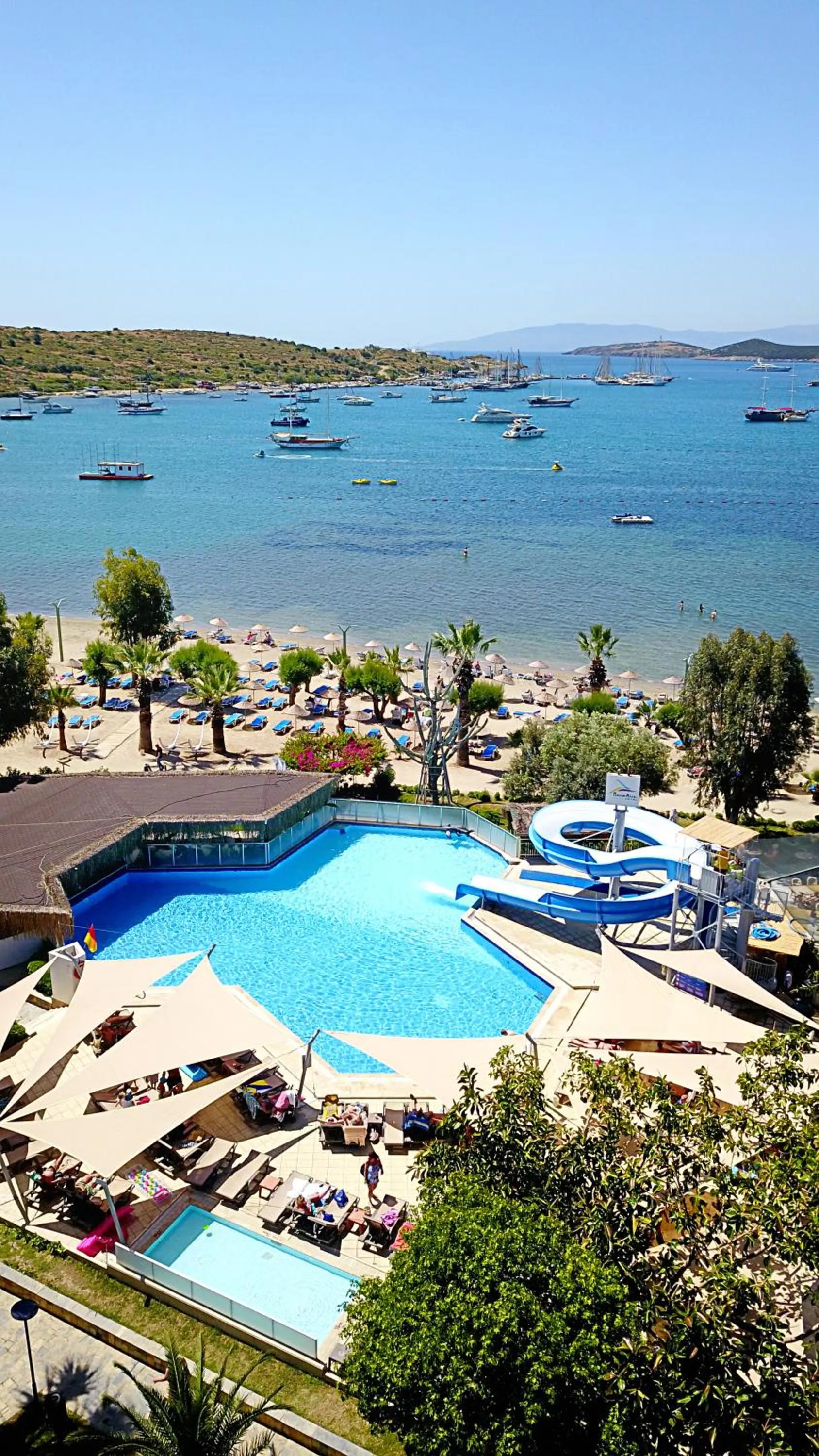 Beach in Parkim Ayaz Hotel