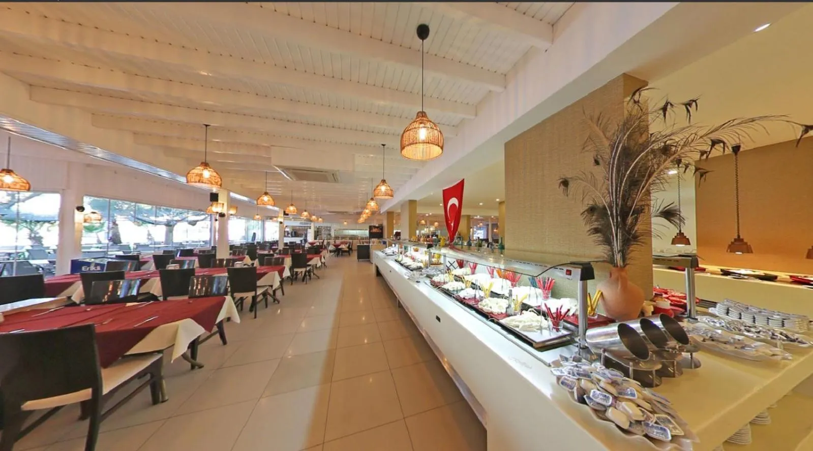 Restaurant/places to eat in Parkim Ayaz Hotel