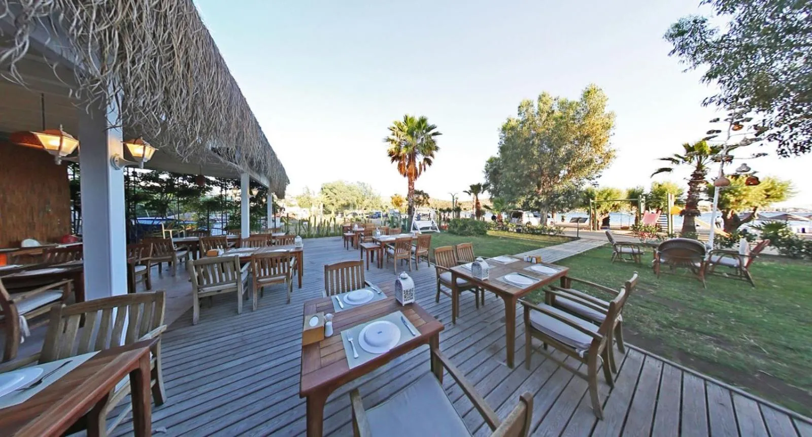 Restaurant/places to eat in Parkim Ayaz Hotel