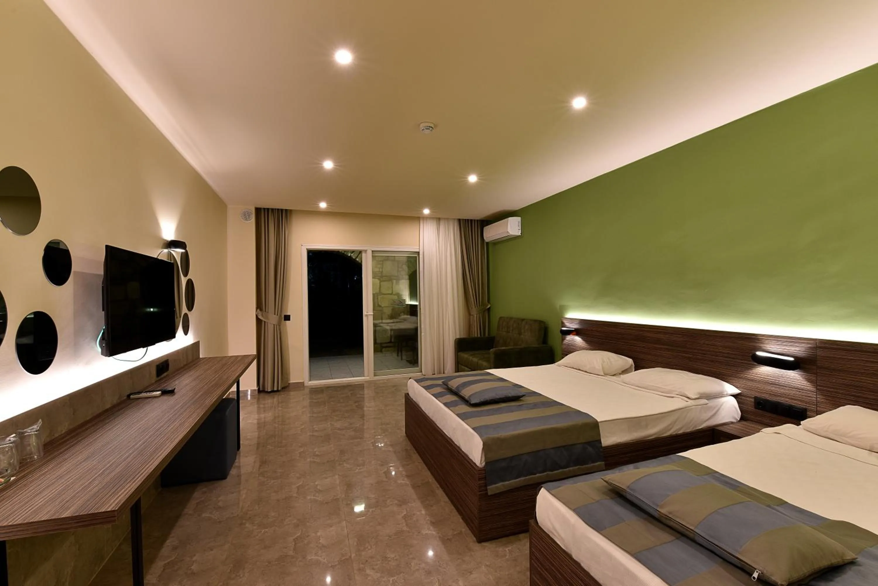 Photo of the whole room, Bed in Parkim Ayaz Hotel