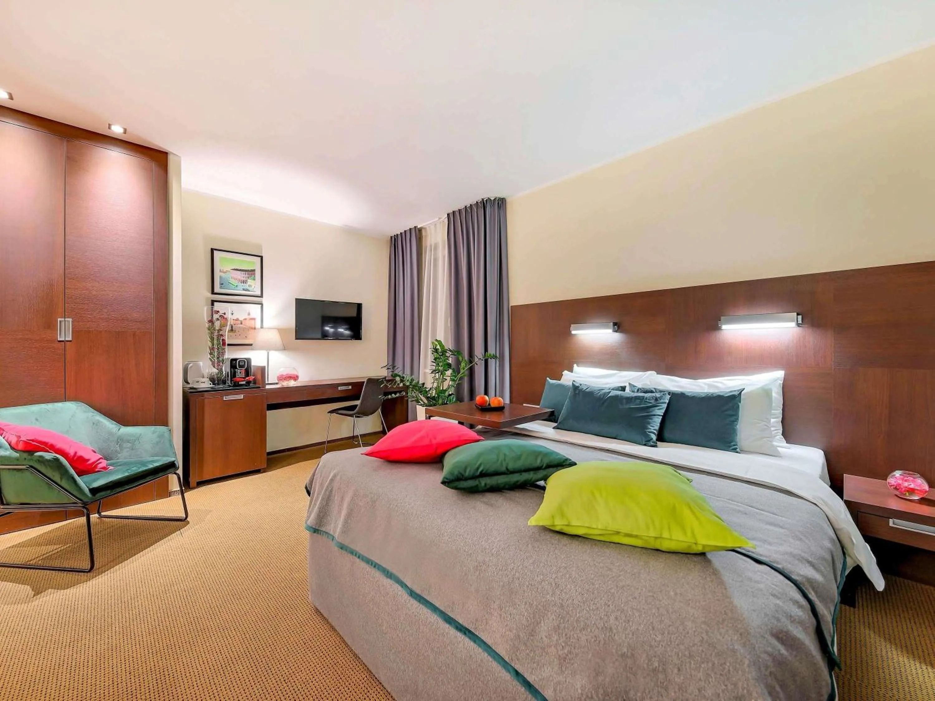 Bedroom, Bed in Mercure Warszawa Airport