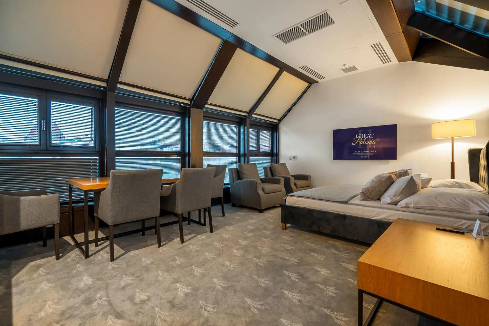 Bed in Great Polonia The Granary La Suite Hotel