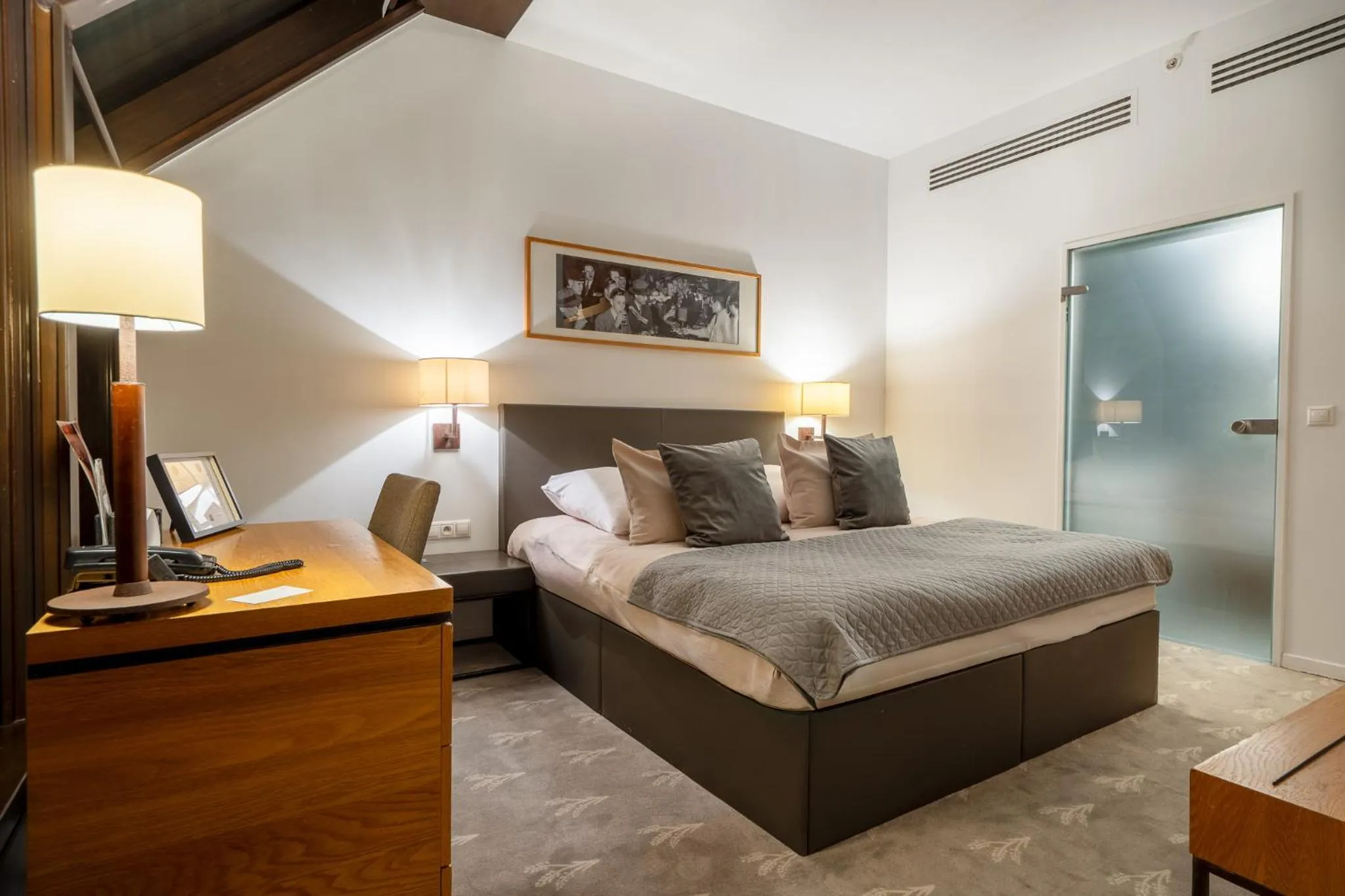 Bed in Great Polonia The Granary La Suite Hotel