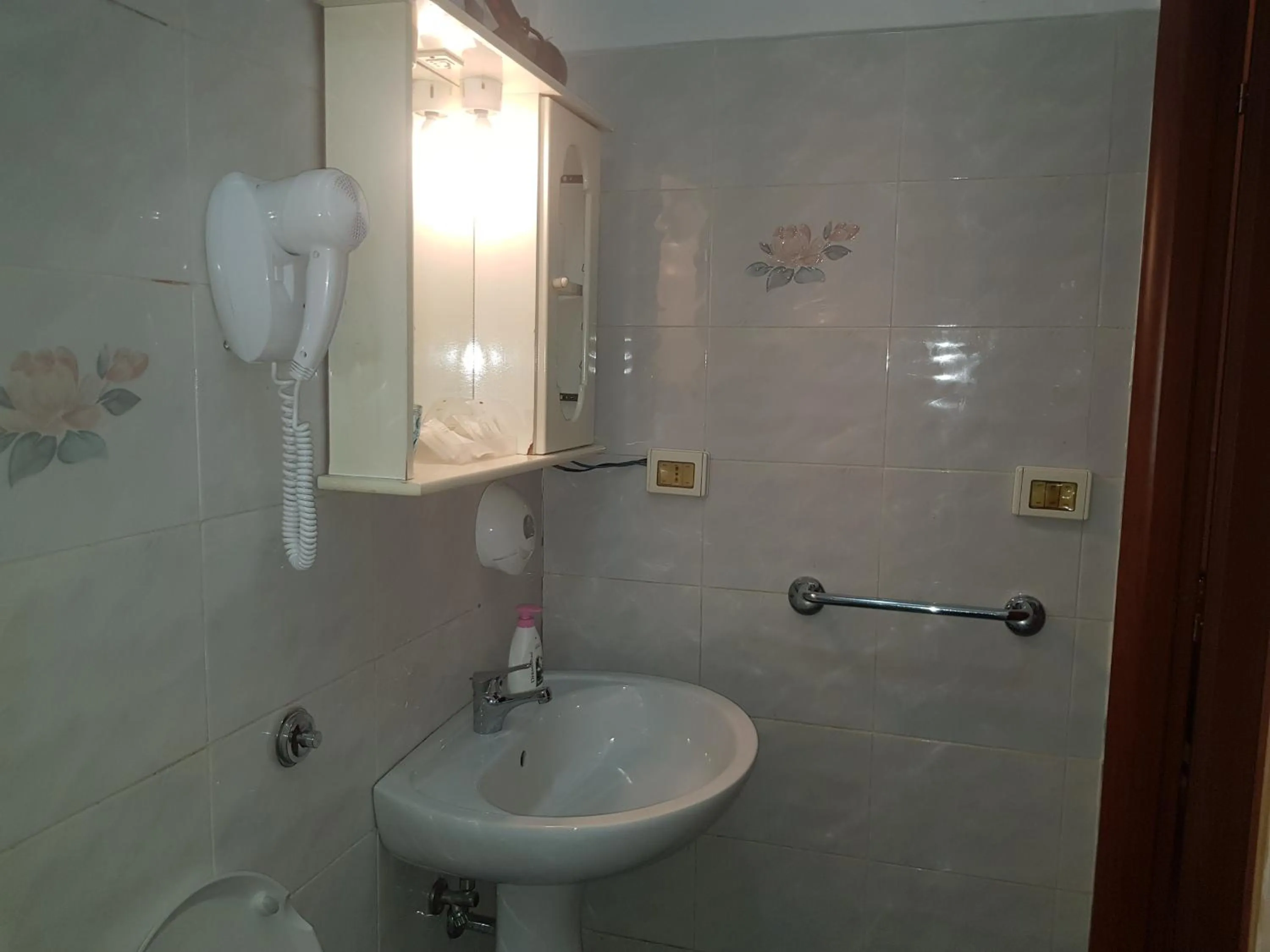 Bathroom in Hotel Aristotele