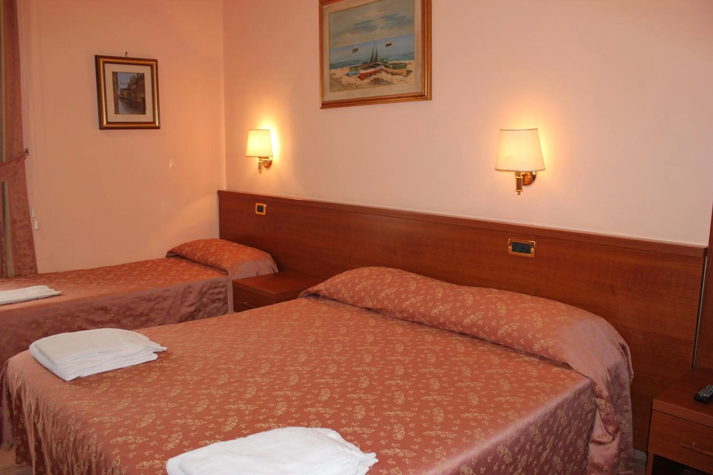 Bedroom, Bed in Hotel Aristotele