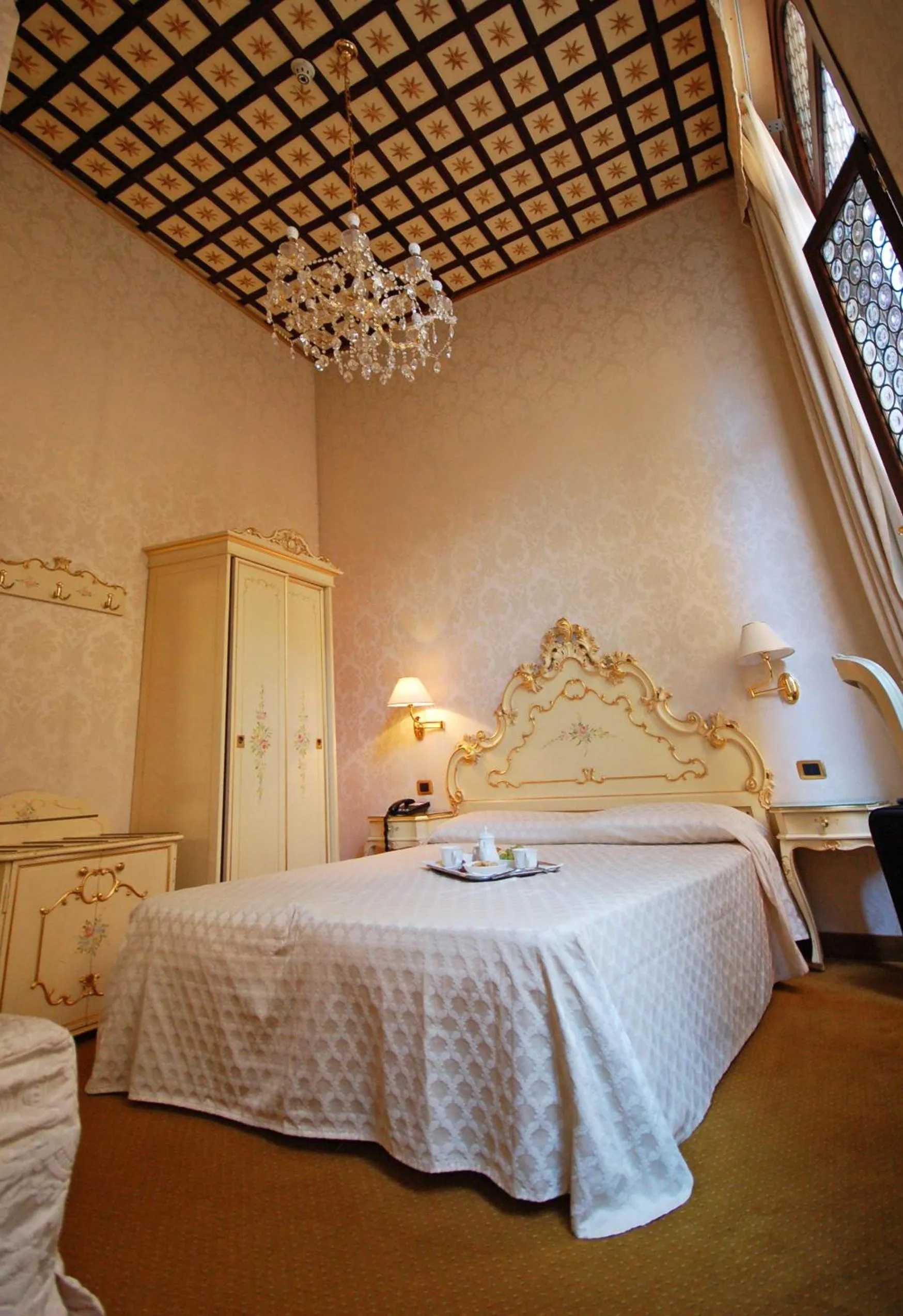 Bed in Hotel Torino