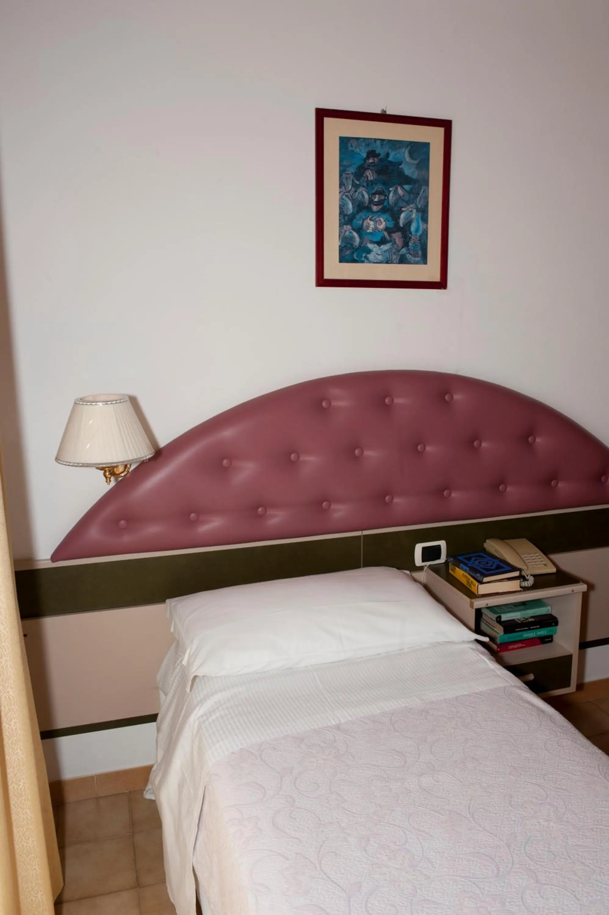 Photo of the whole room, Bed in Villa Dei Romanzi