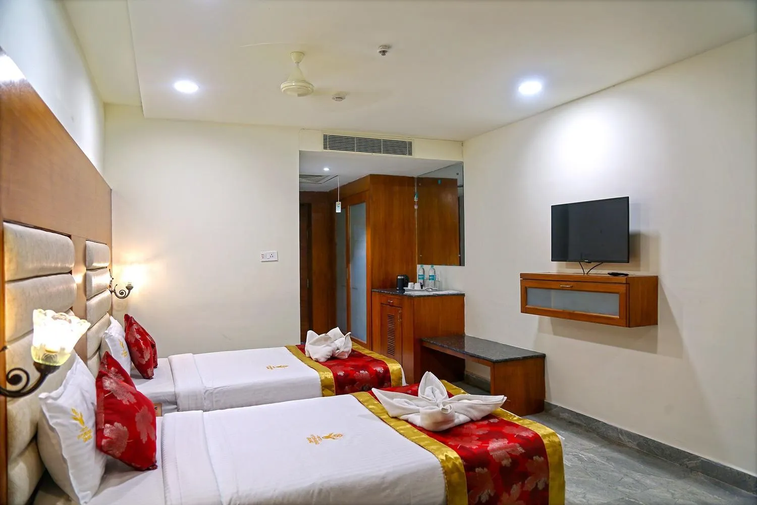 Hotel Hyderabad Grand