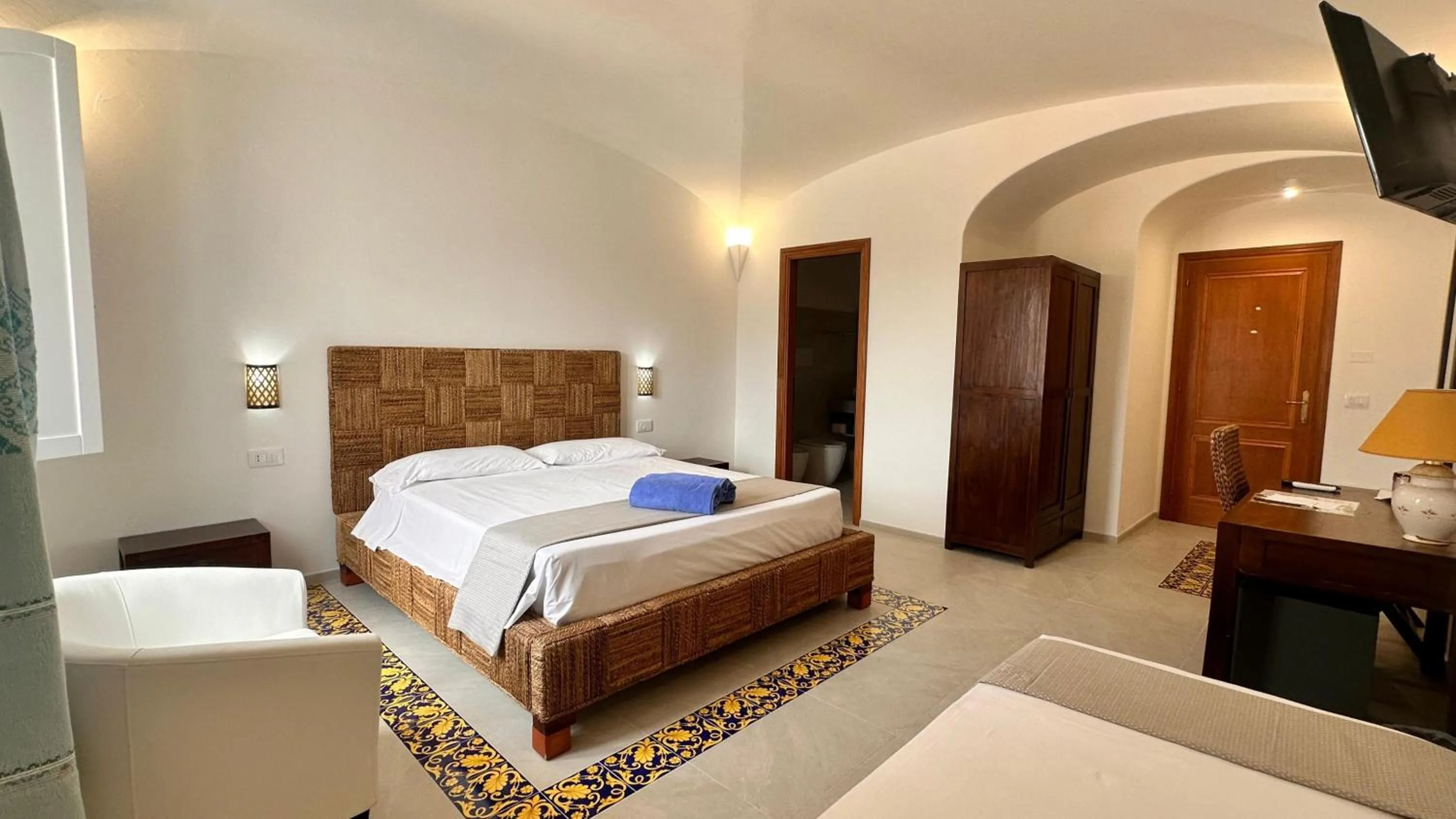 Bed in Hotel Villa Cedrino