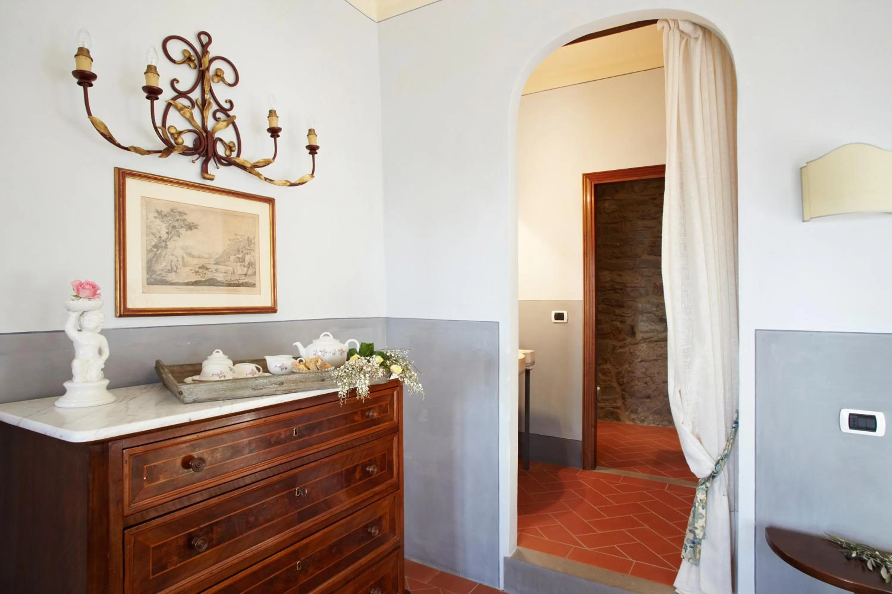 Coffee/tea facilities in Relais Villa Belpoggio - Residenza D'Epoca