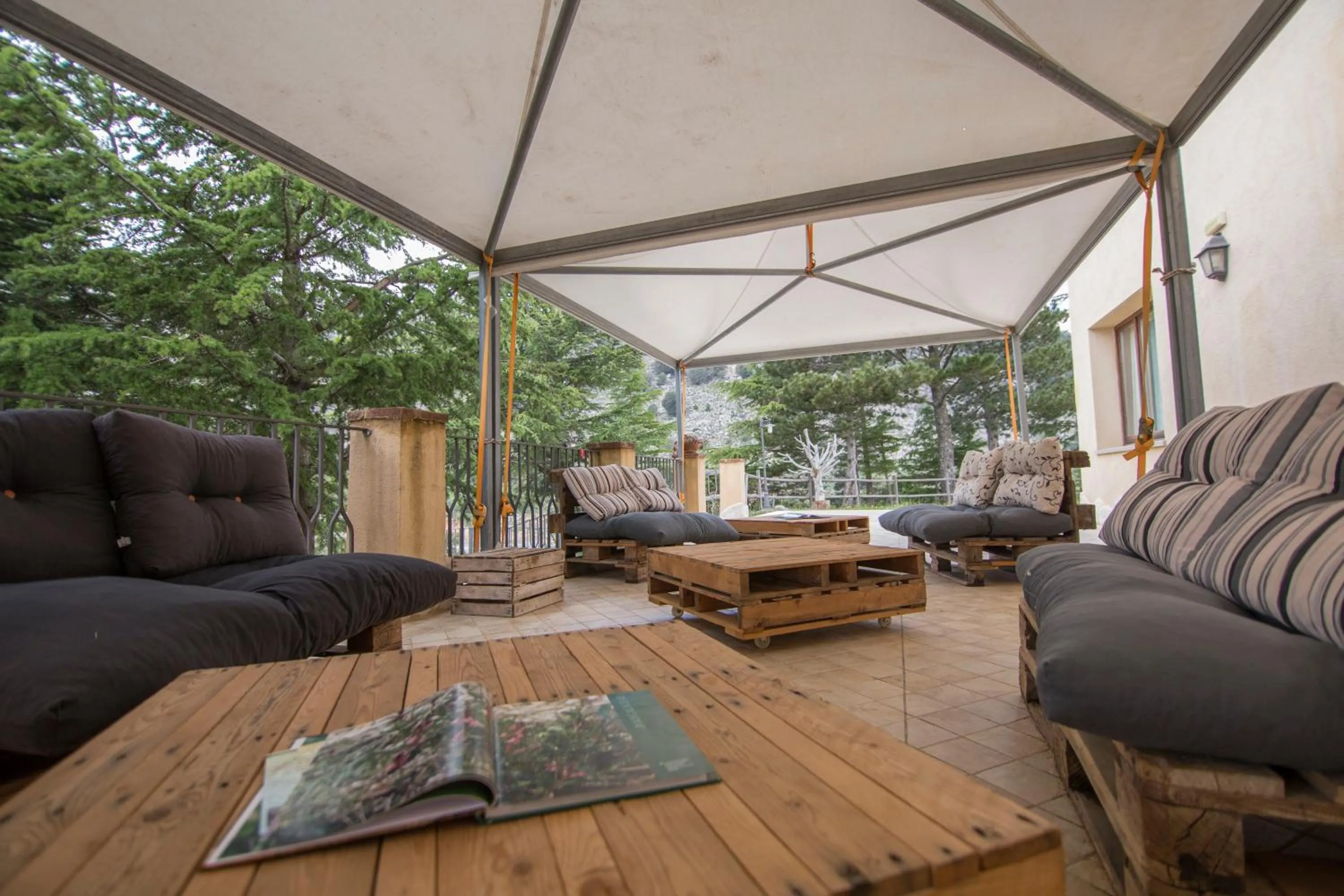 Patio in Gorropu Hotel