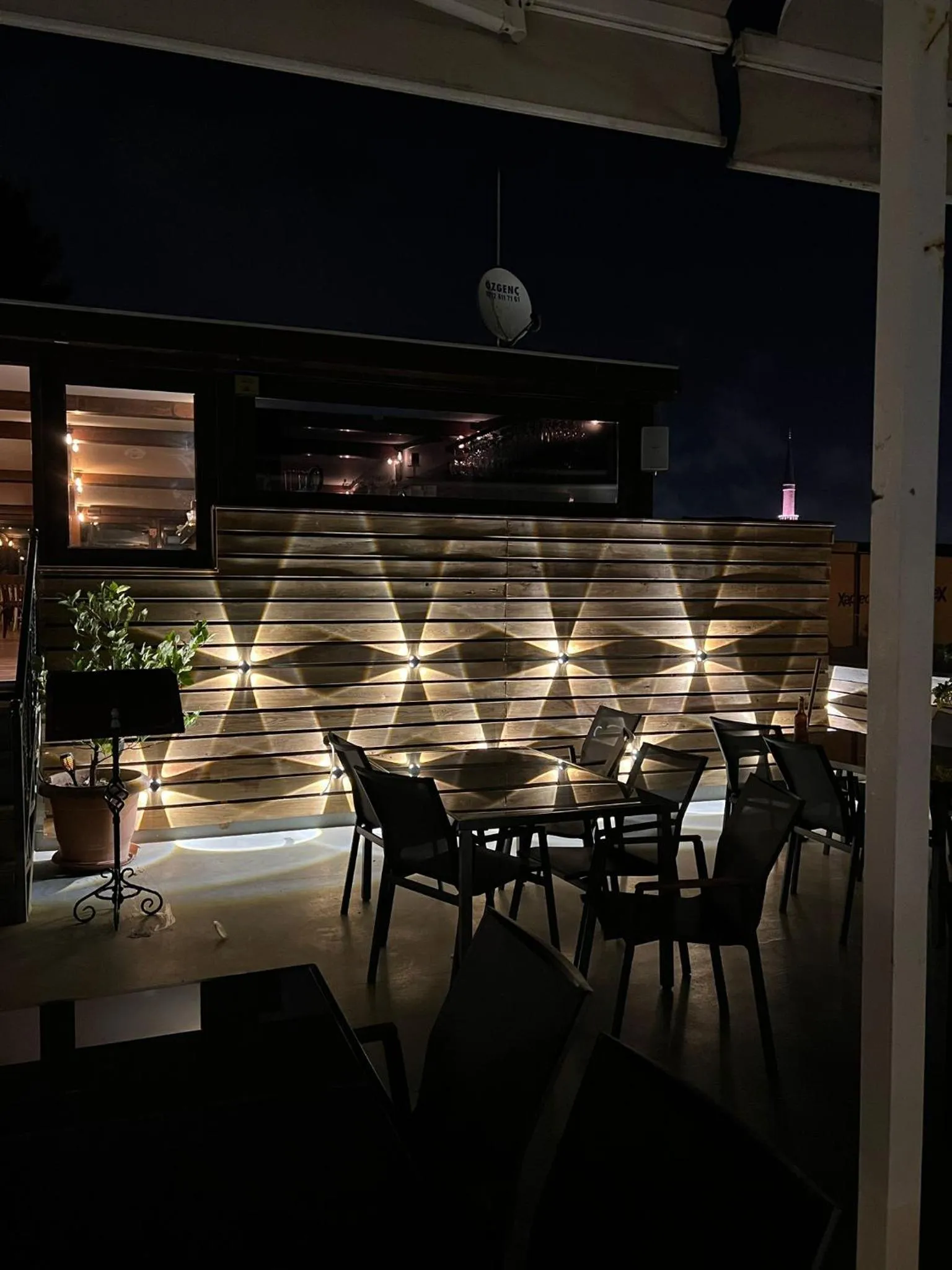 Restaurant/places to eat in Hotel Fehmi Bey - Special Category