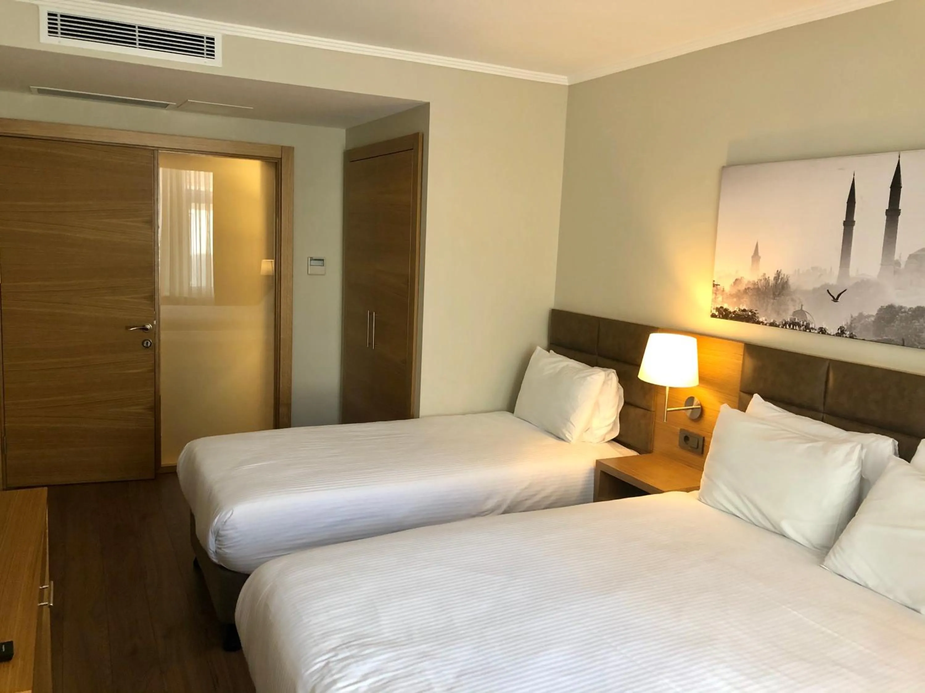 Bedroom, Bed in Hotel Fehmi Bey - Special Category