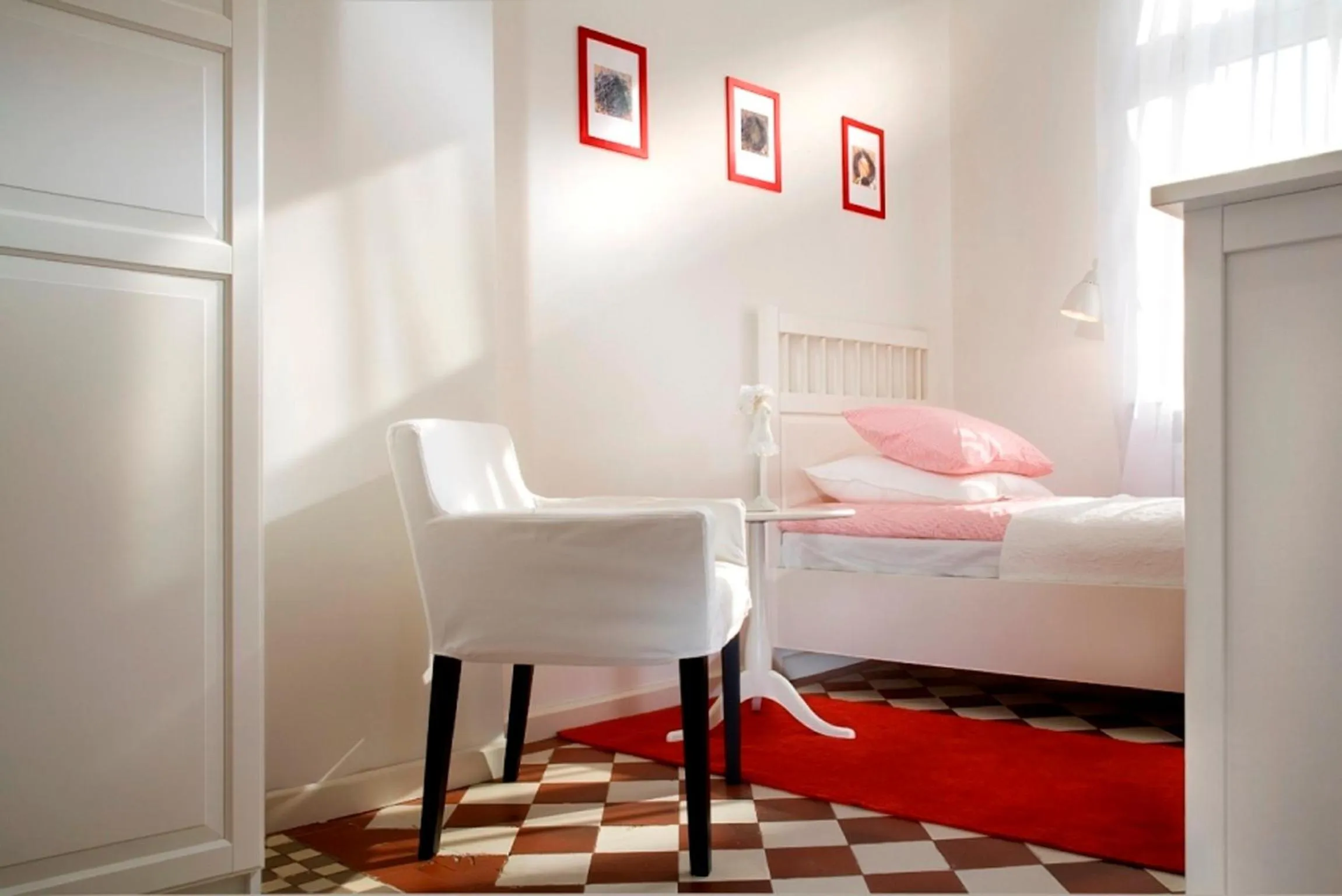 Bed in Apartamenty Pomarańczarnia