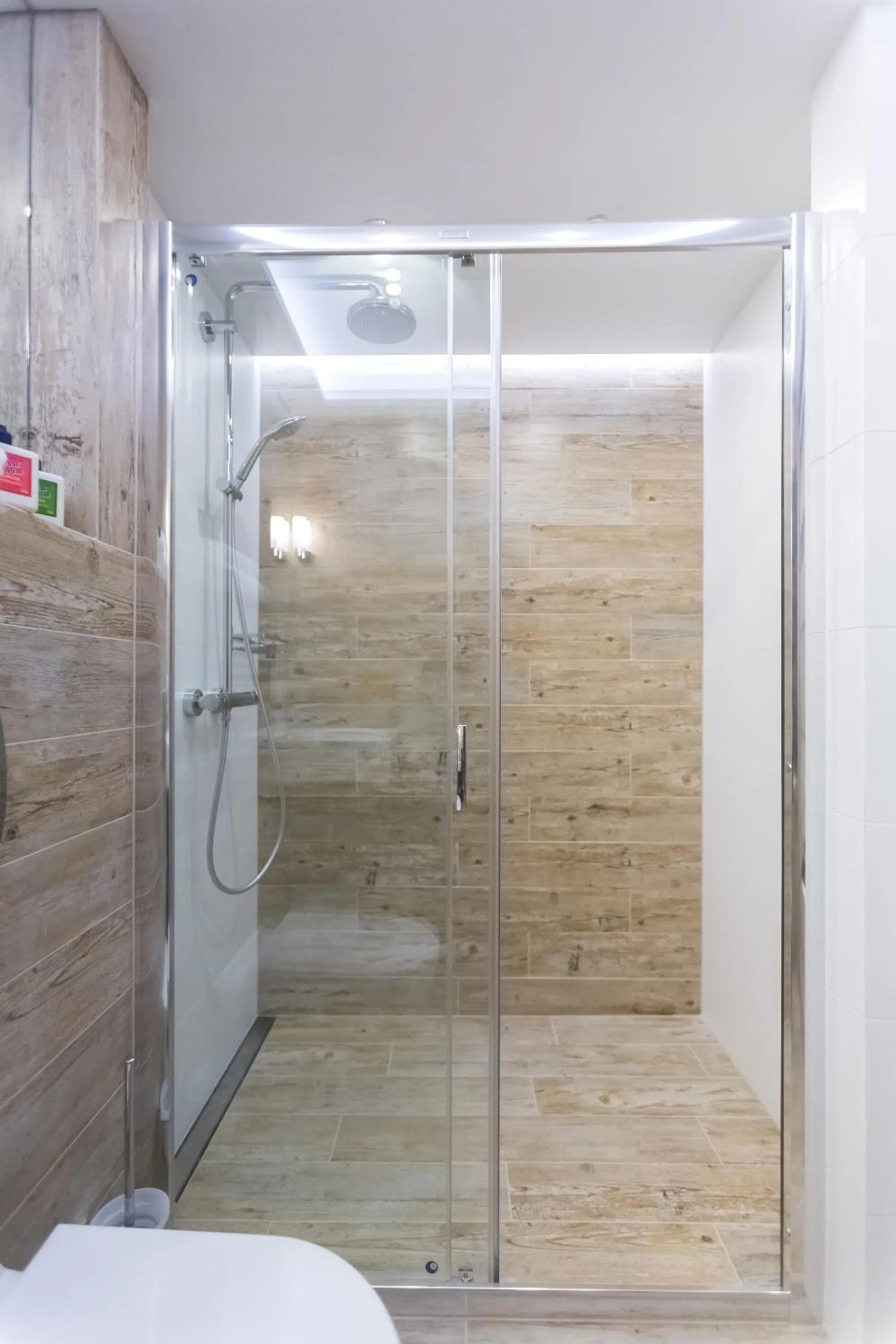 Shower in Aparthotel Best Views