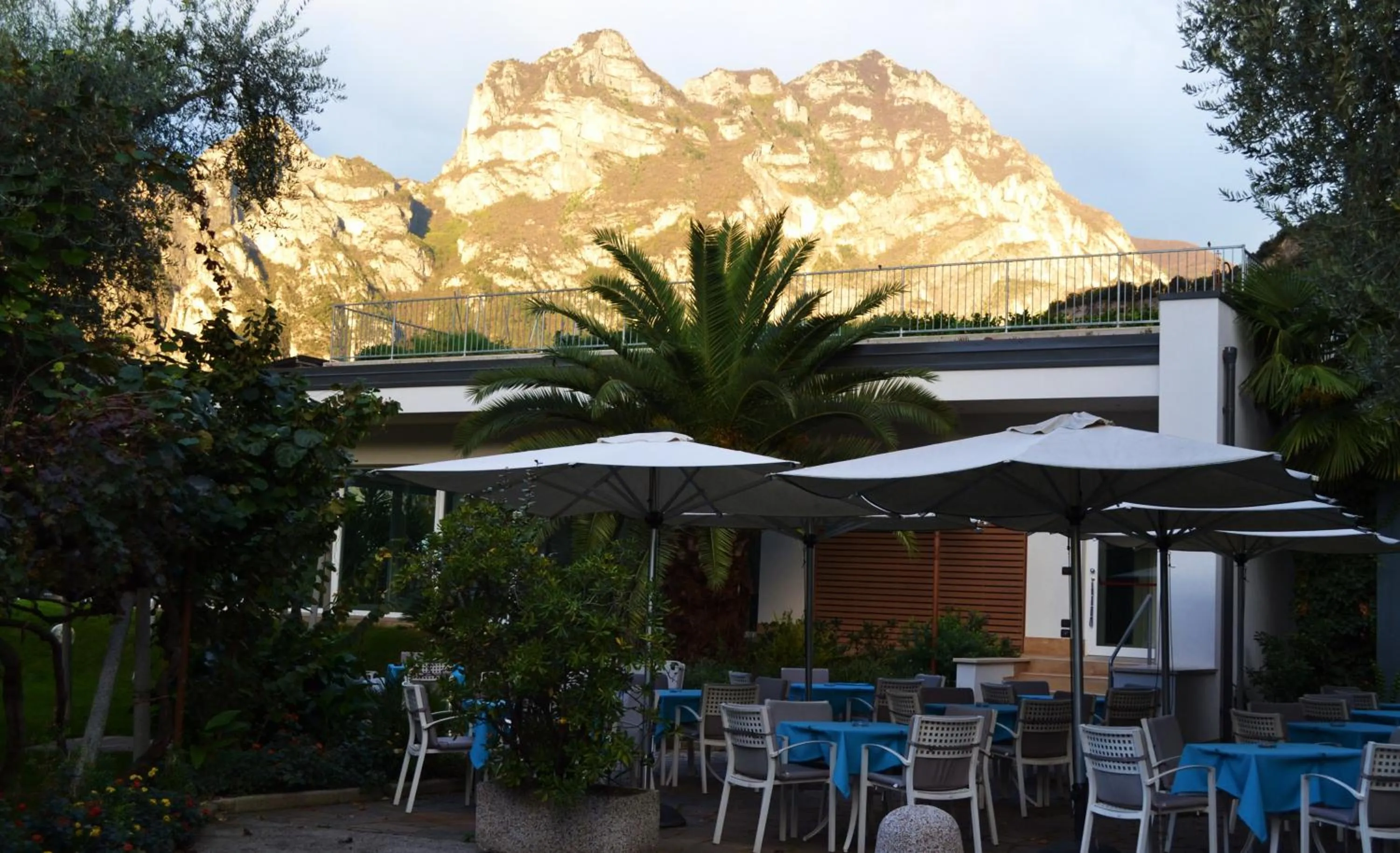 Facade/entrance in Villa Franca