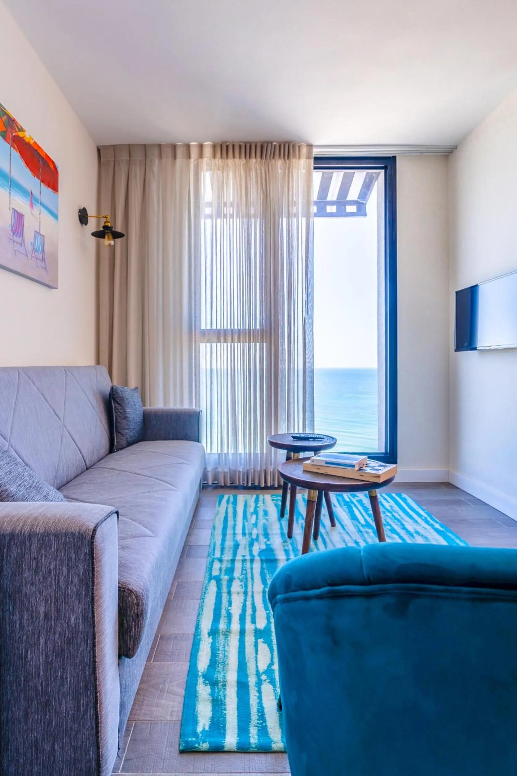Living room in Roxon Sea Sand Bat Yam