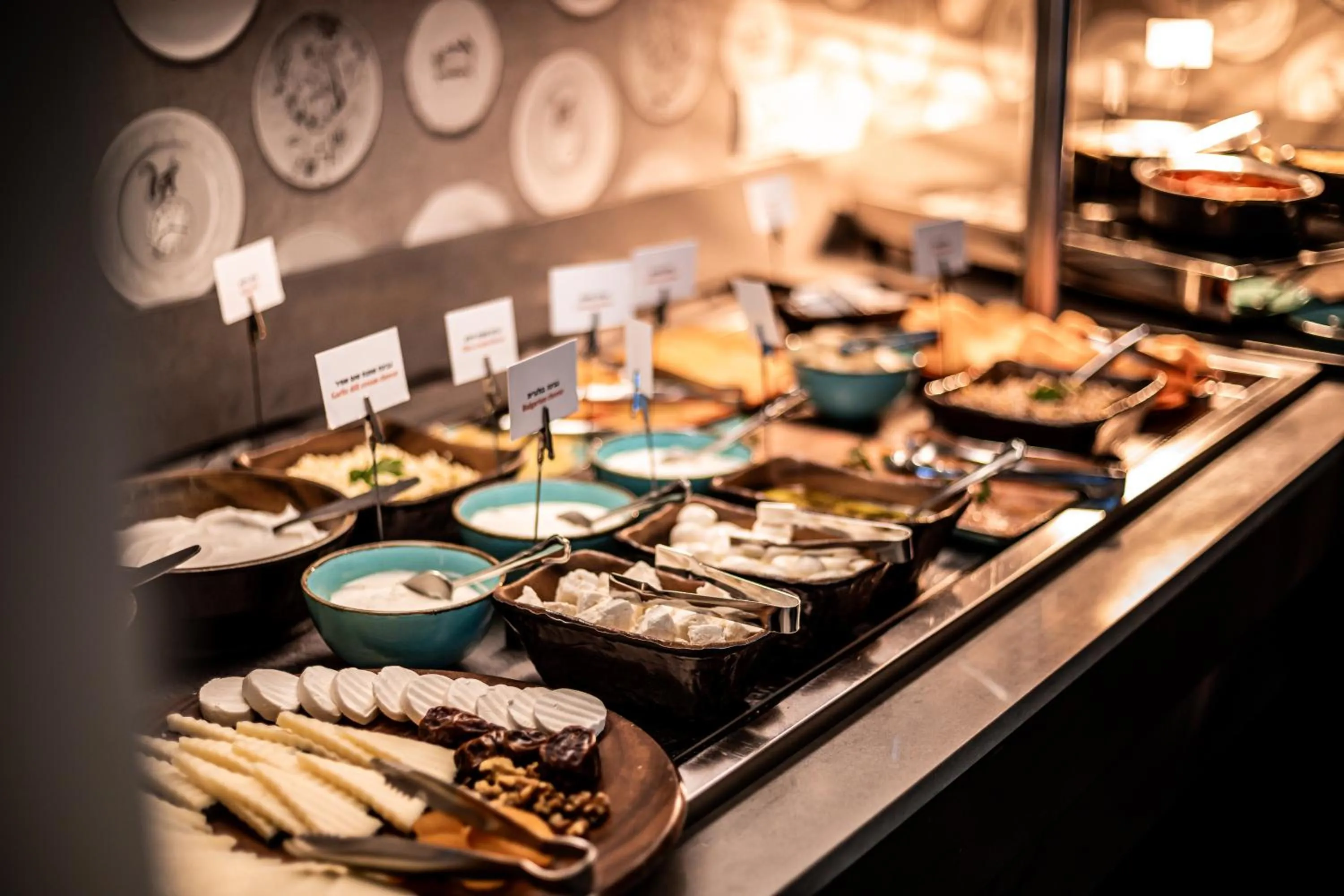 Food and drinks in Roxon Sea Sand Bat Yam