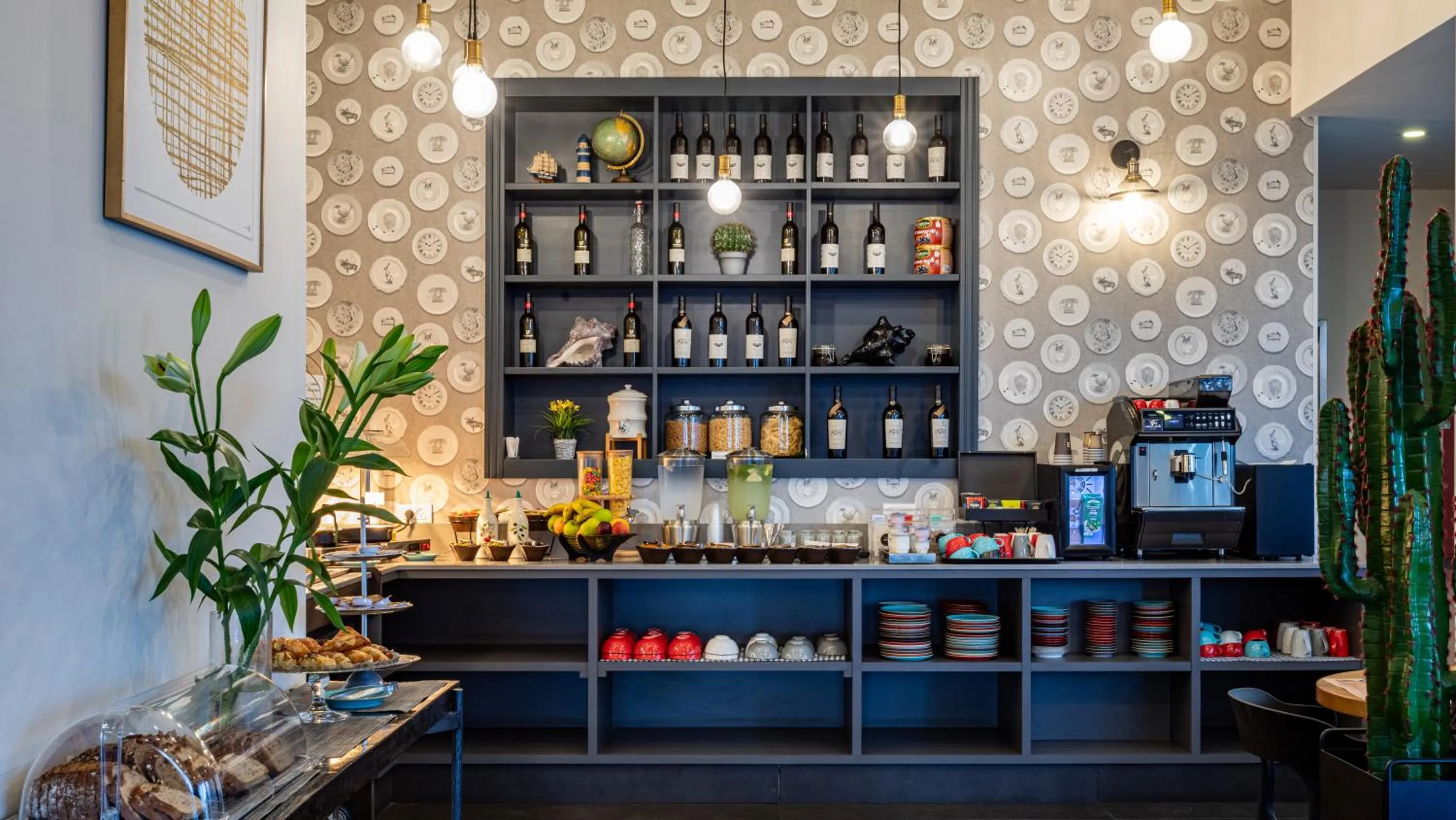 Food in Roxon Sea Sand Bat Yam