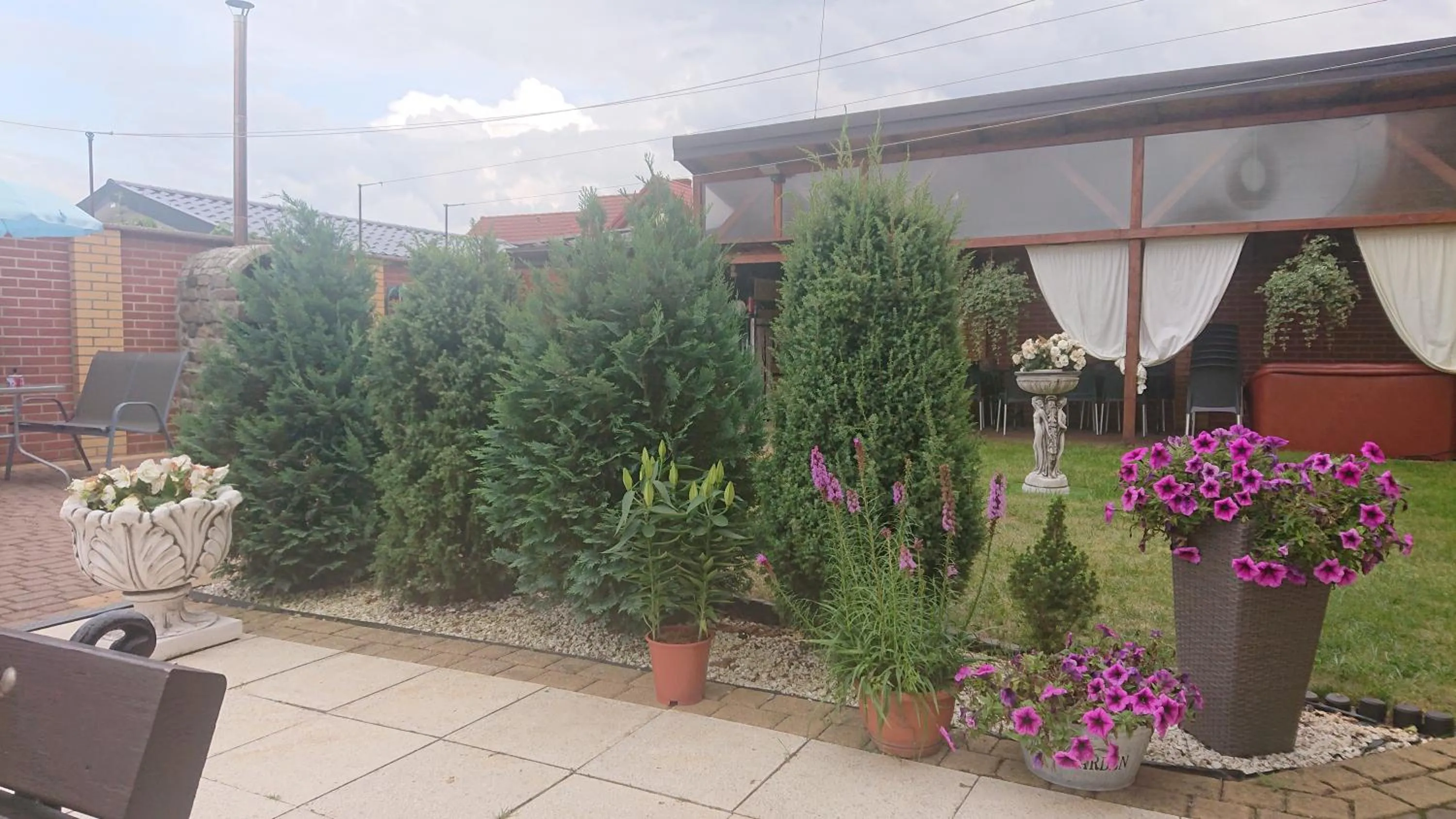 Property building in Letnia willa Jacuzzi & Sauna