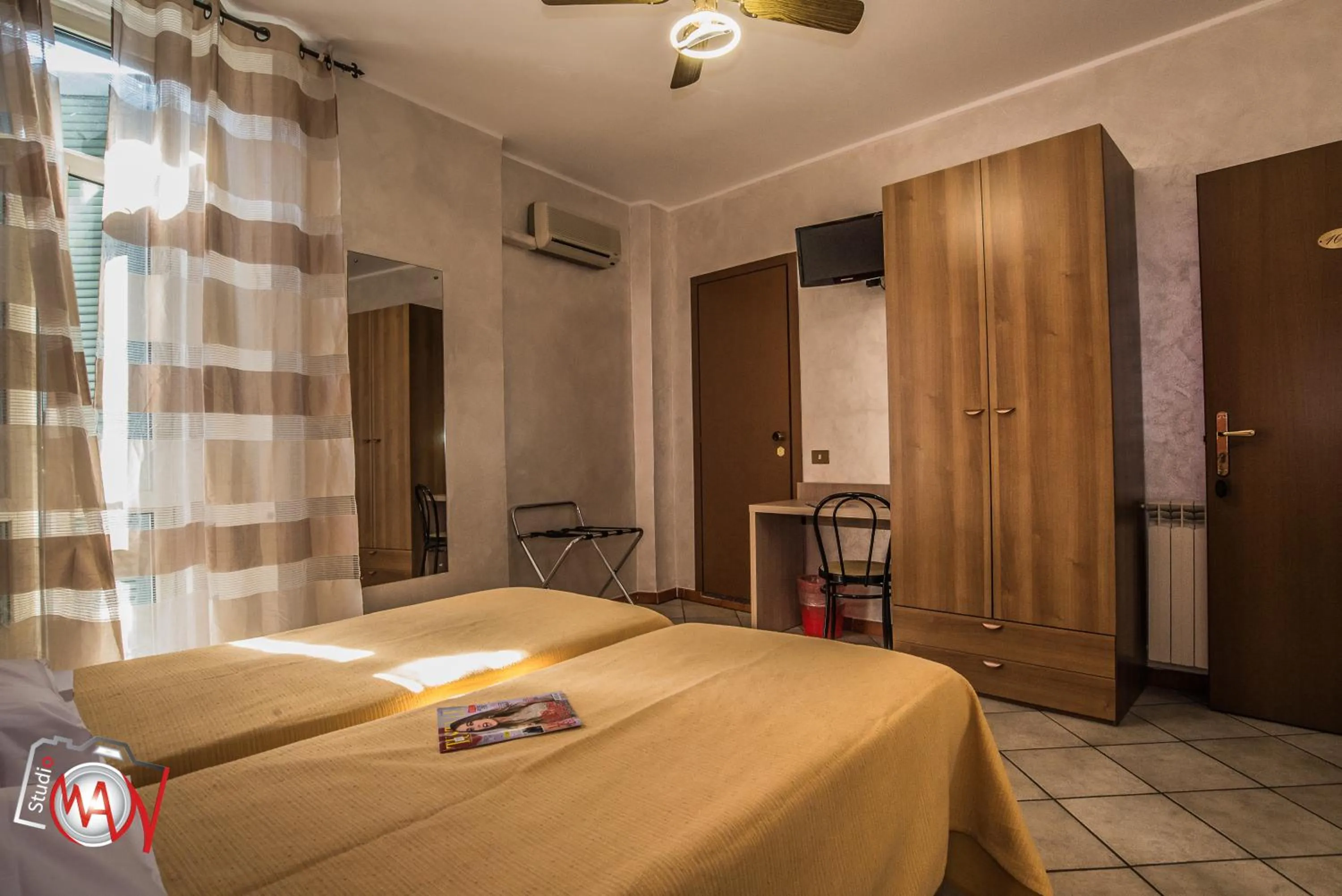 Other, Bed in Hotel Bel Sit