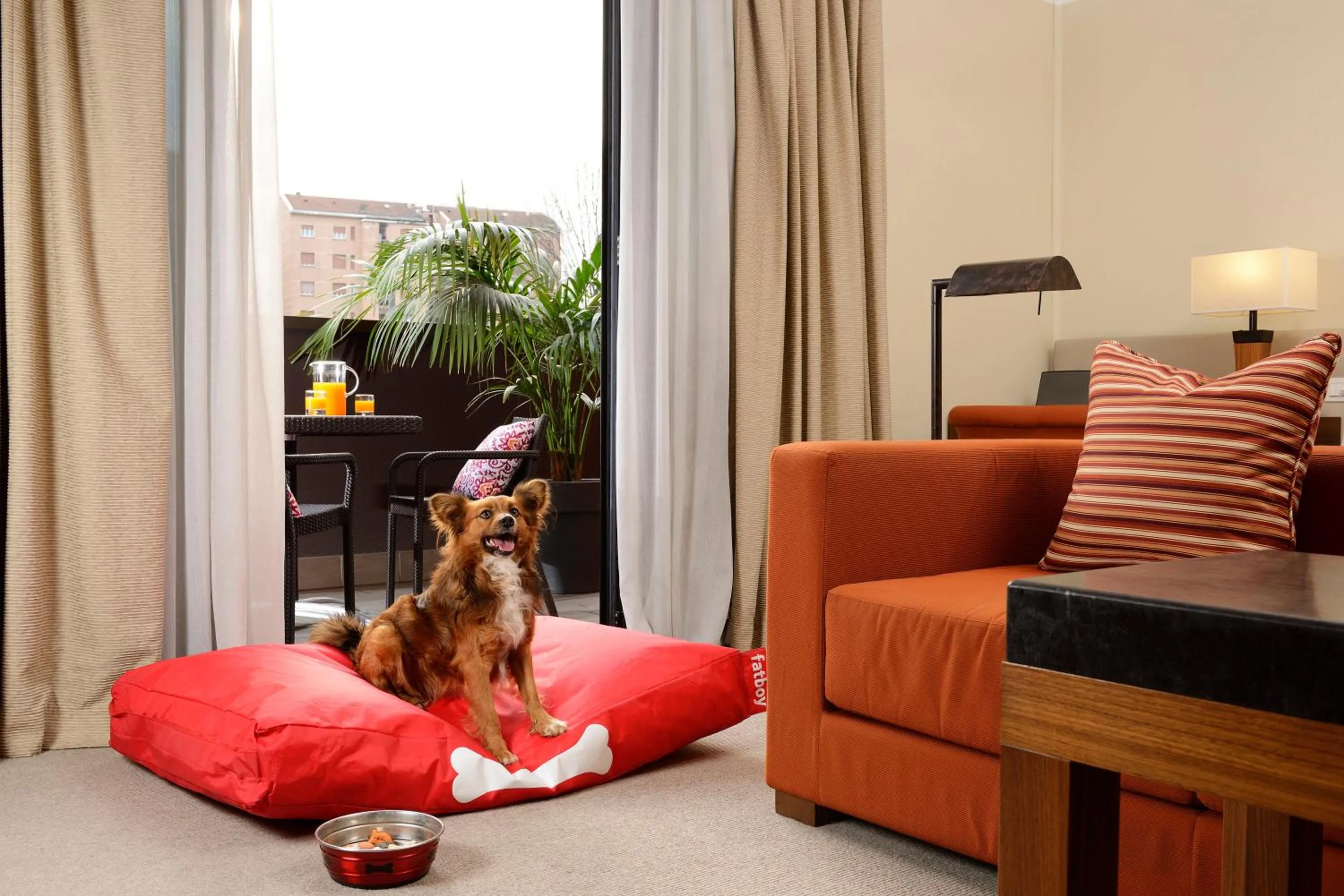 Pets in Milan Suite Hotel