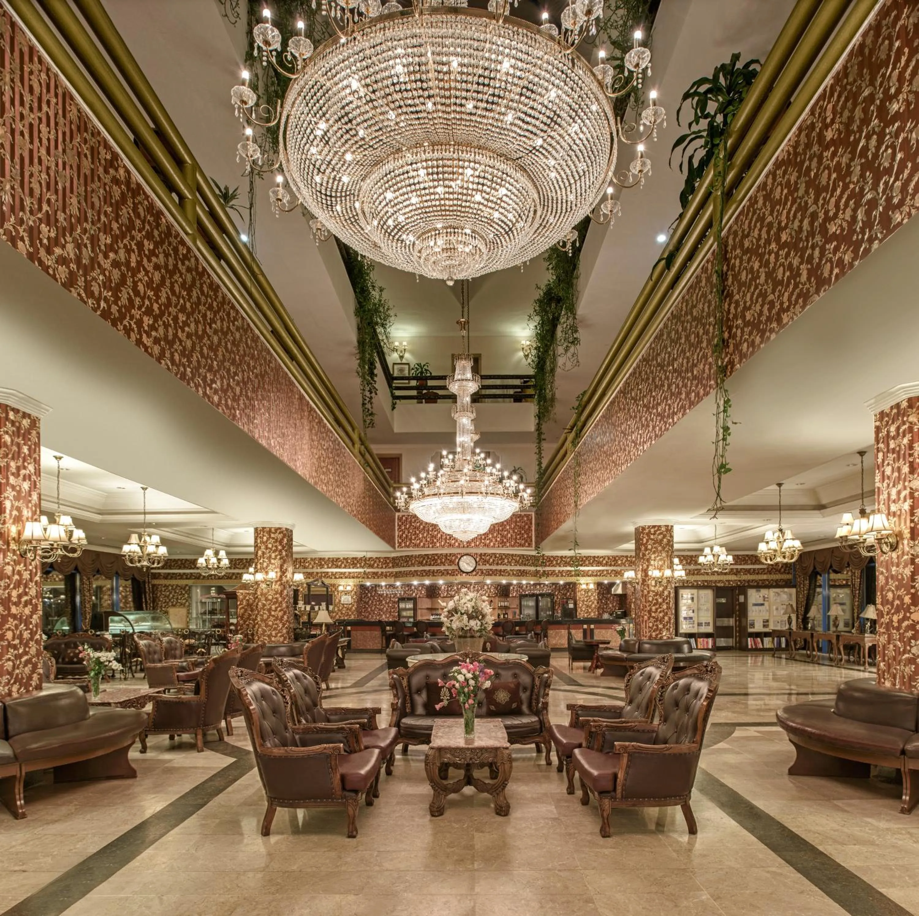 Lobby or reception in Botanik Hotel